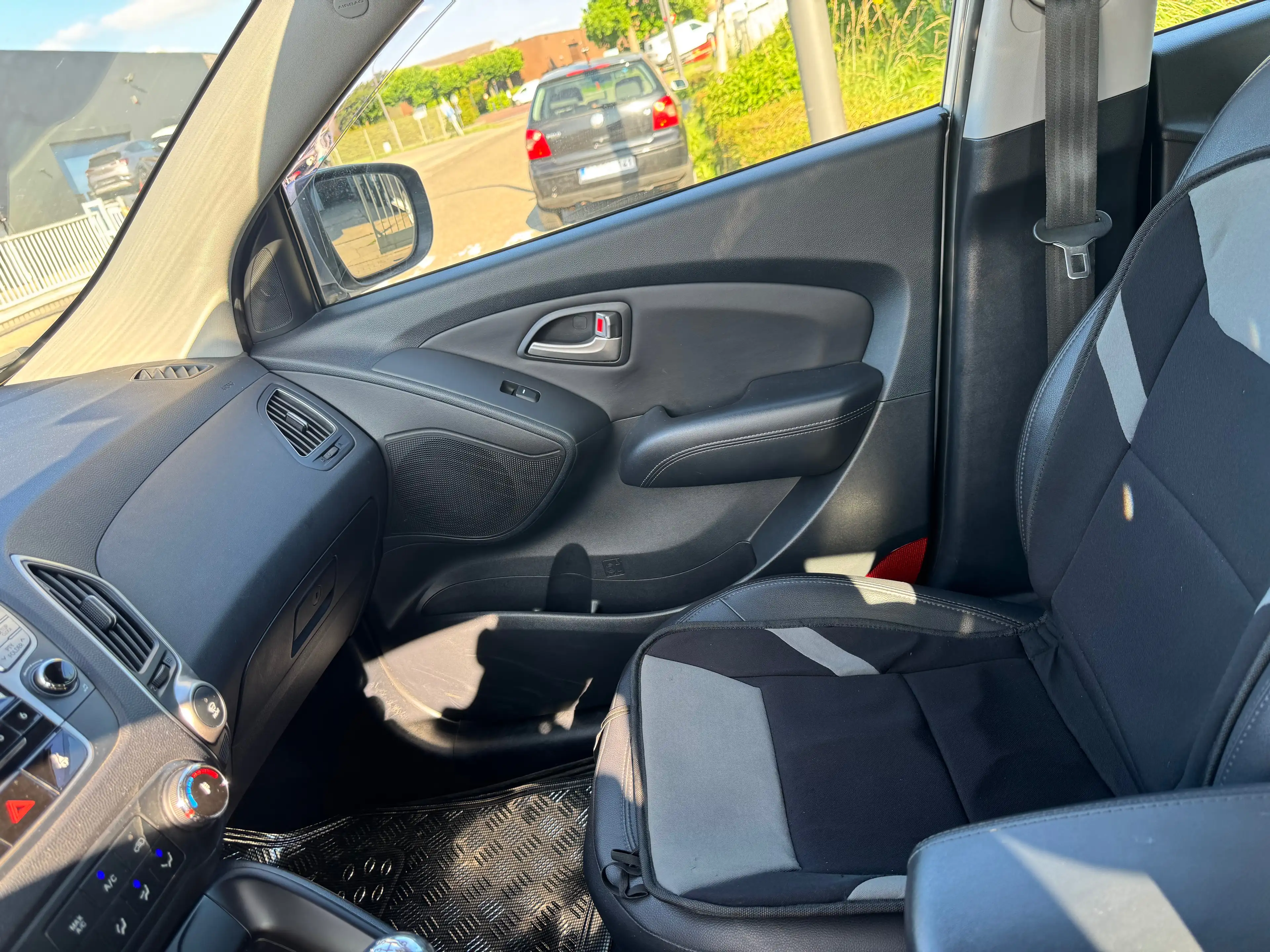 Hyundai iX35 iX35 1.7 CRDi 2WD Blue Drive DPF — photo 9