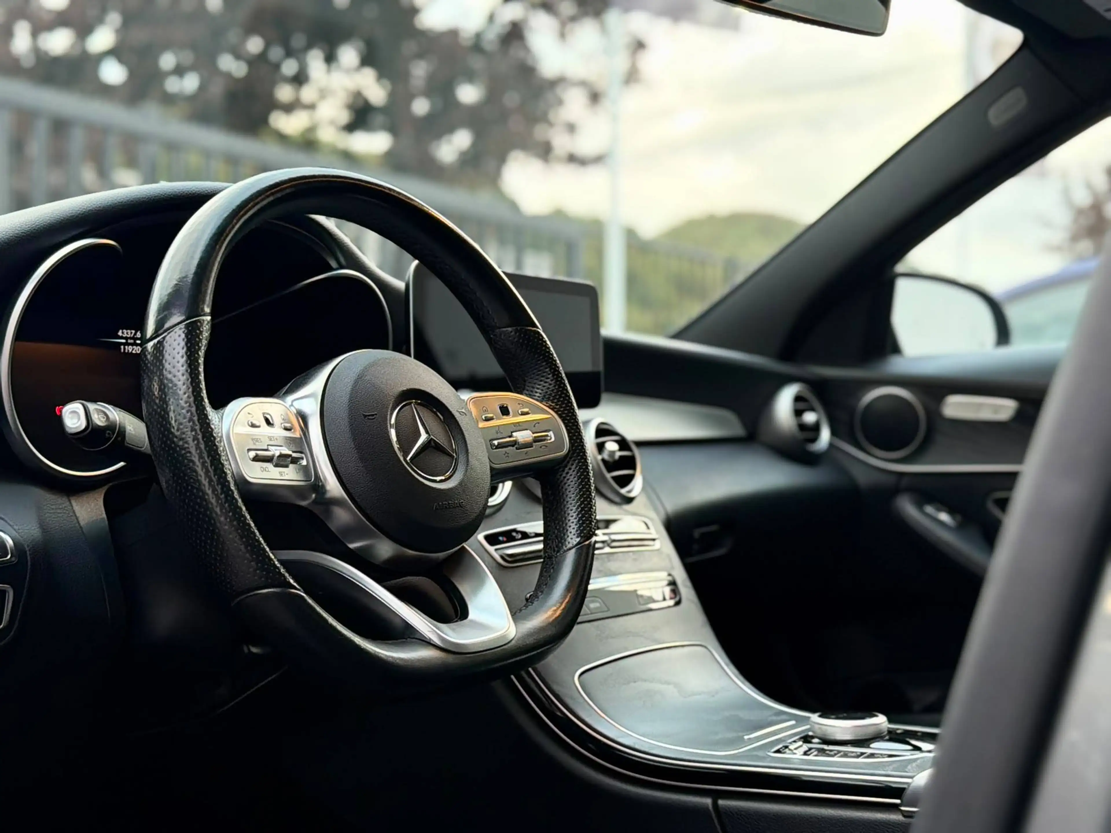 Mercedes-Benz C 200 d **AMG**PANO*LED*FACELIFT*GPS*CAMERA*CLIM* — photo 15