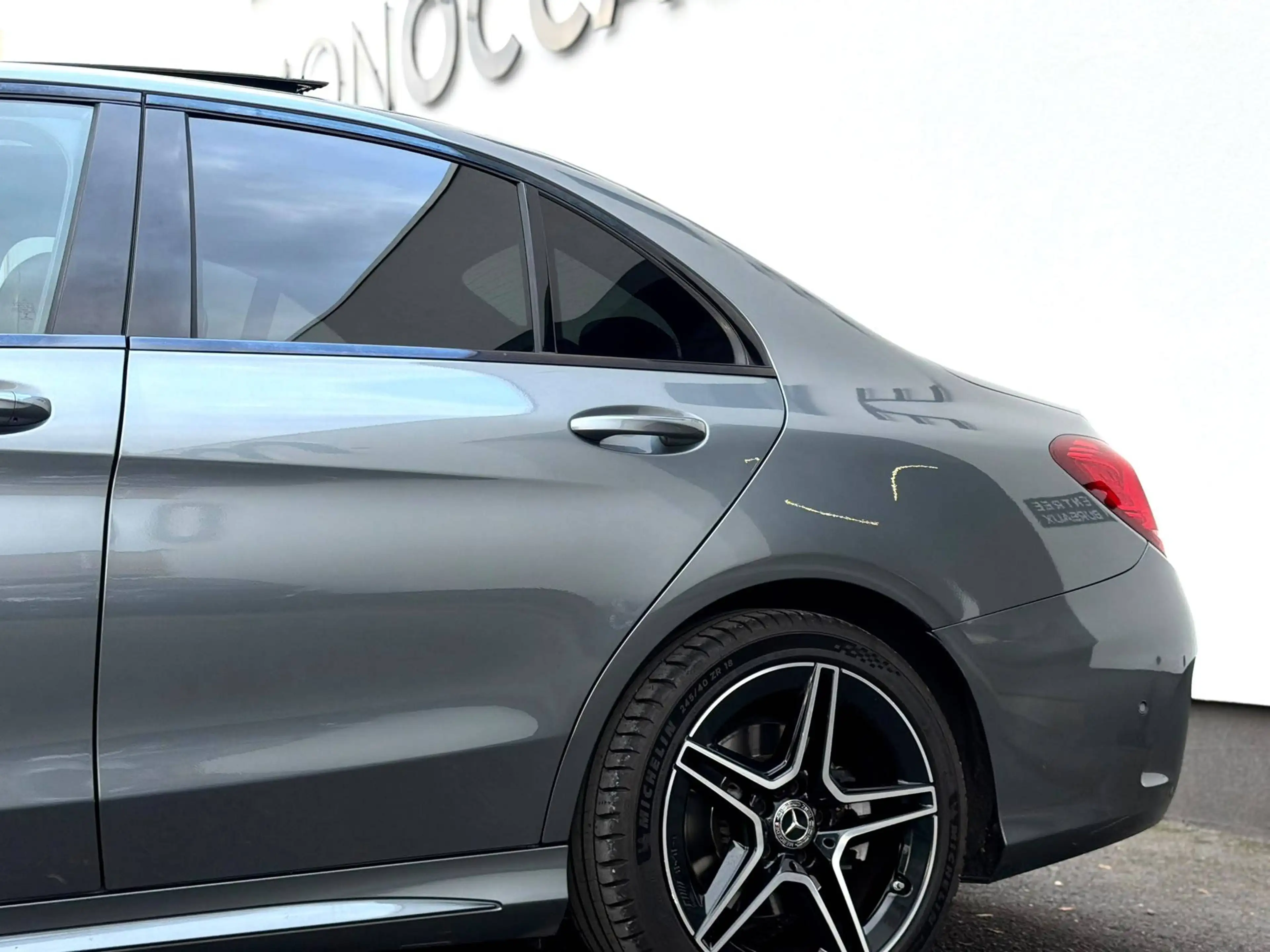 Mercedes-Benz C 200 d **AMG**PANO*LED*FACELIFT*GPS*CAMERA*CLIM* — photo 8