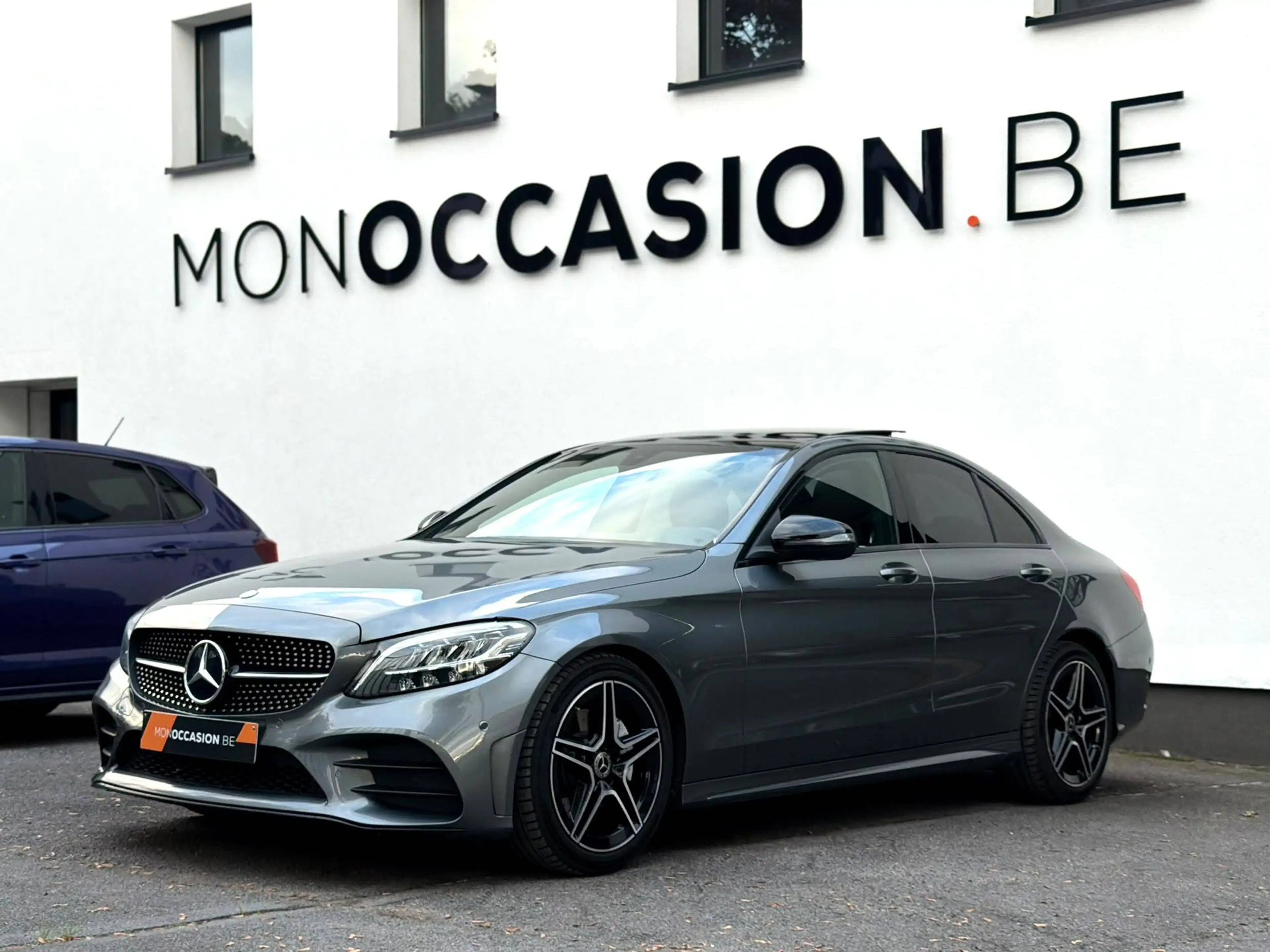 Mercedes-Benz C 200 d **AMG**PANO*LED*FACELIFT*GPS*CAMERA*CLIM*