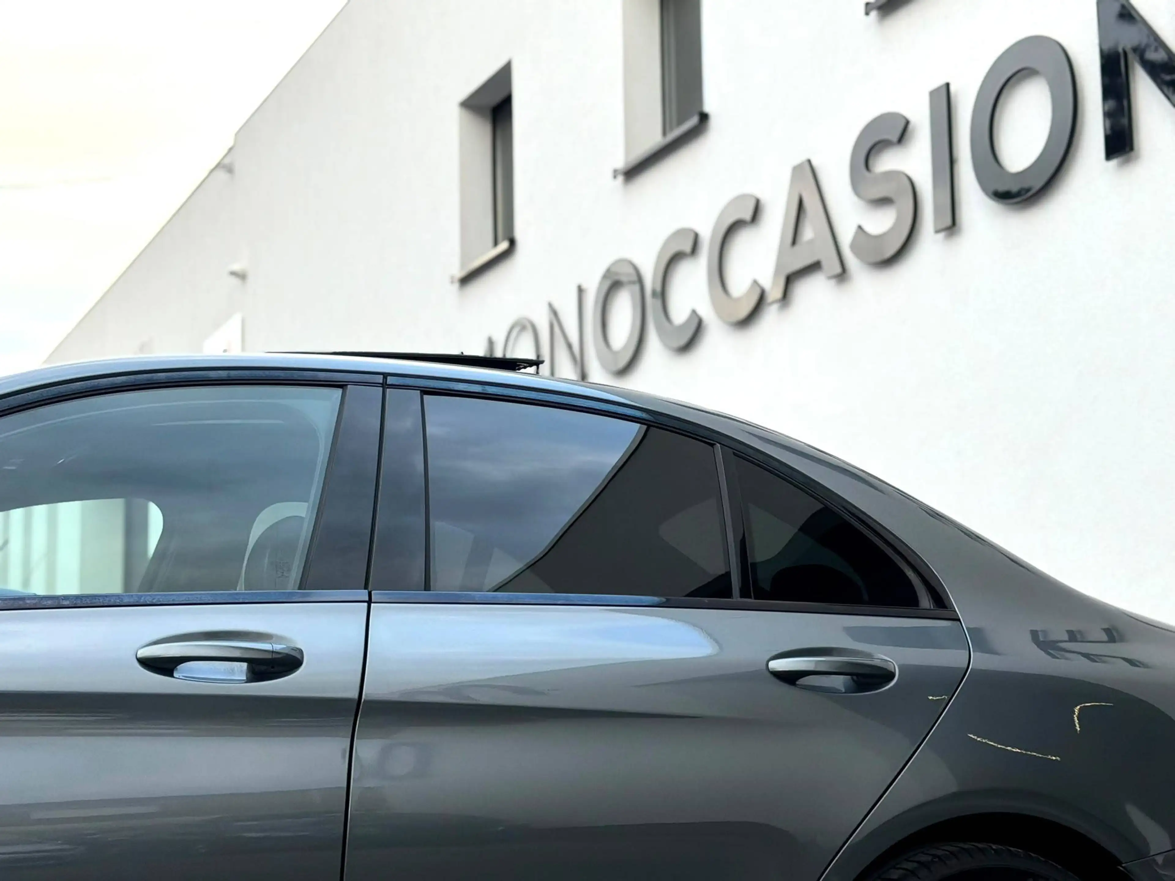 Mercedes-Benz C 200 d **AMG**PANO*LED*FACELIFT*GPS*CAMERA*CLIM* — photo 9