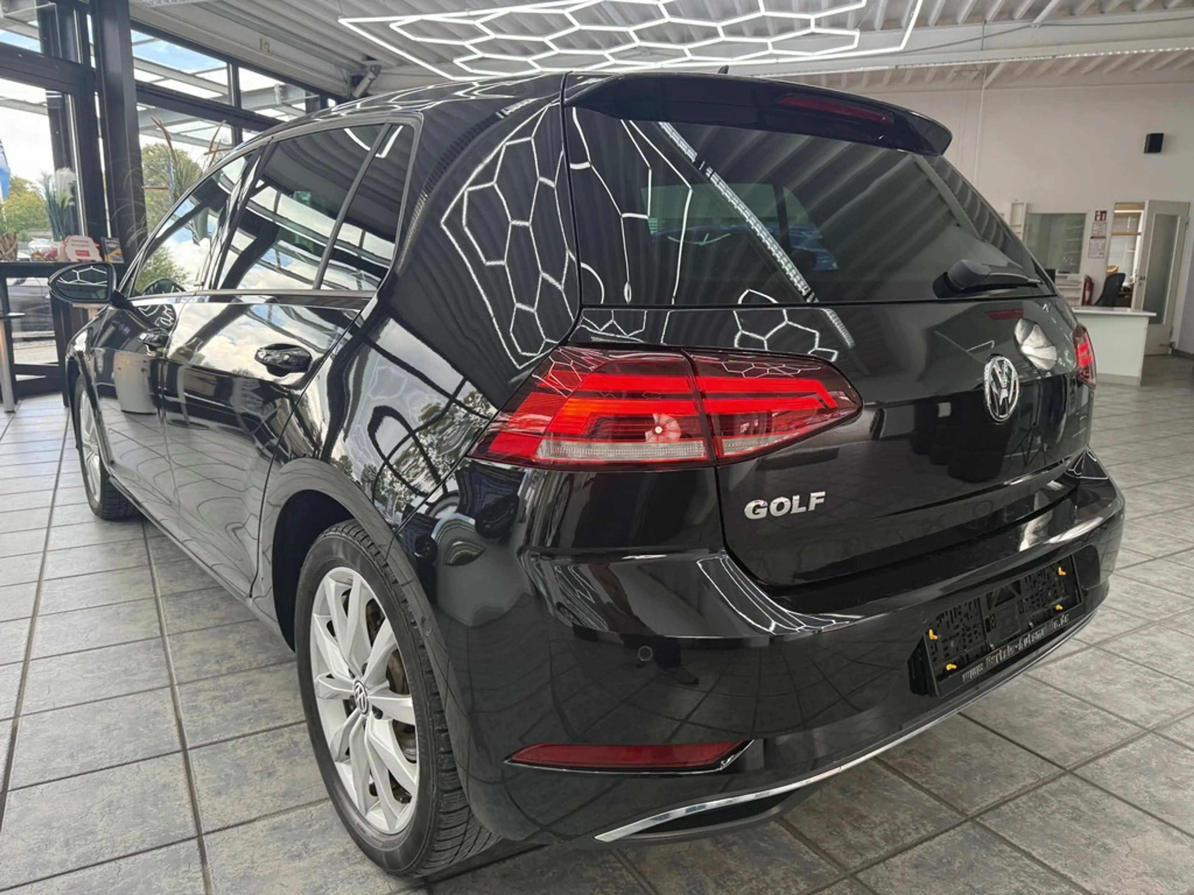 Volkswagen Golf VII 1.0 TSI IQ.DRIVE, 2.Hd., Navi, Sitzh. — photo 10