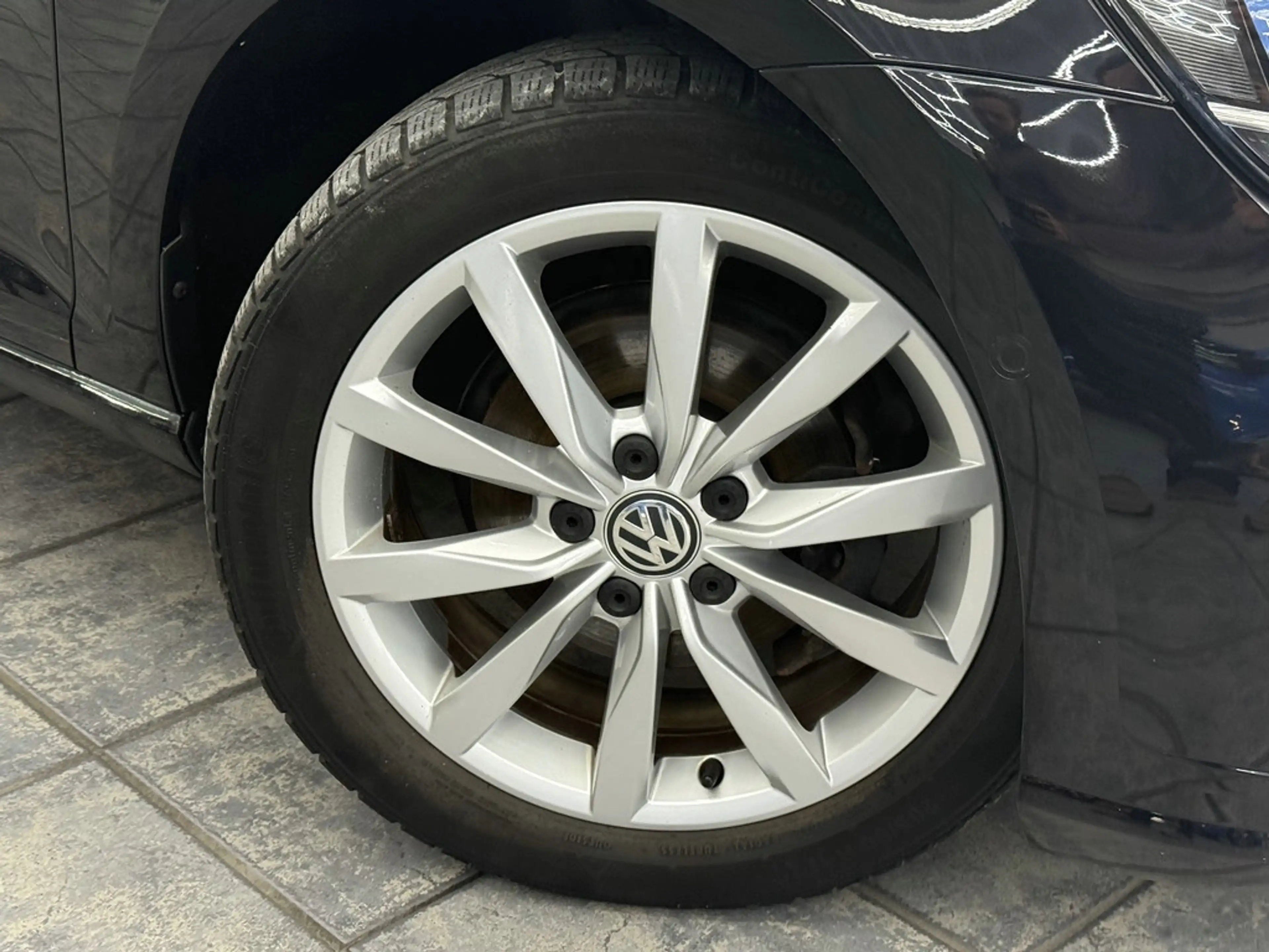 Volkswagen Golf VII 1.0 TSI IQ.DRIVE, 2.Hd., Navi, Sitzh. — photo 3