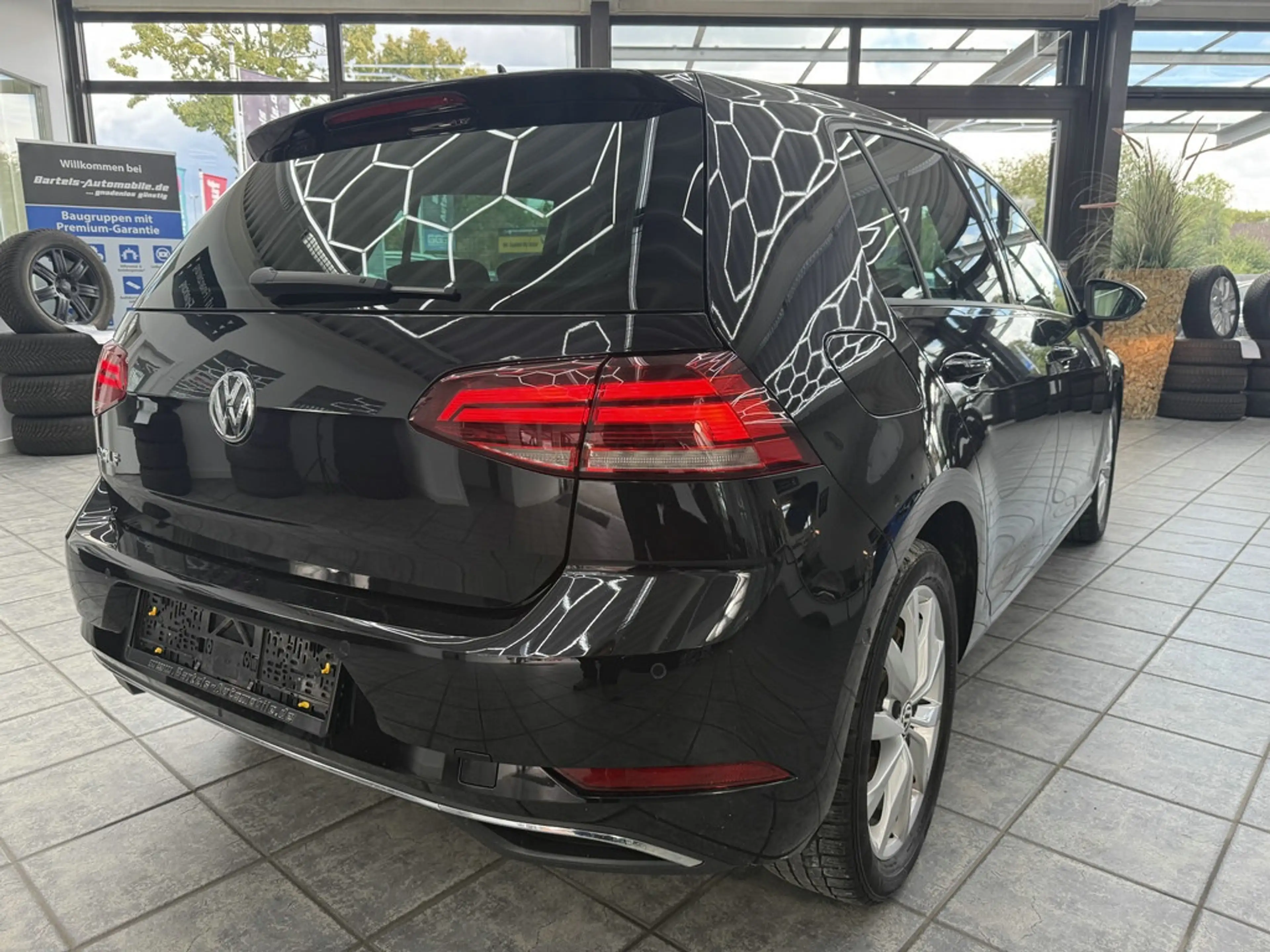 Volkswagen Golf VII 1.0 TSI IQ.DRIVE, 2.Hd., Navi, Sitzh. — photo 12