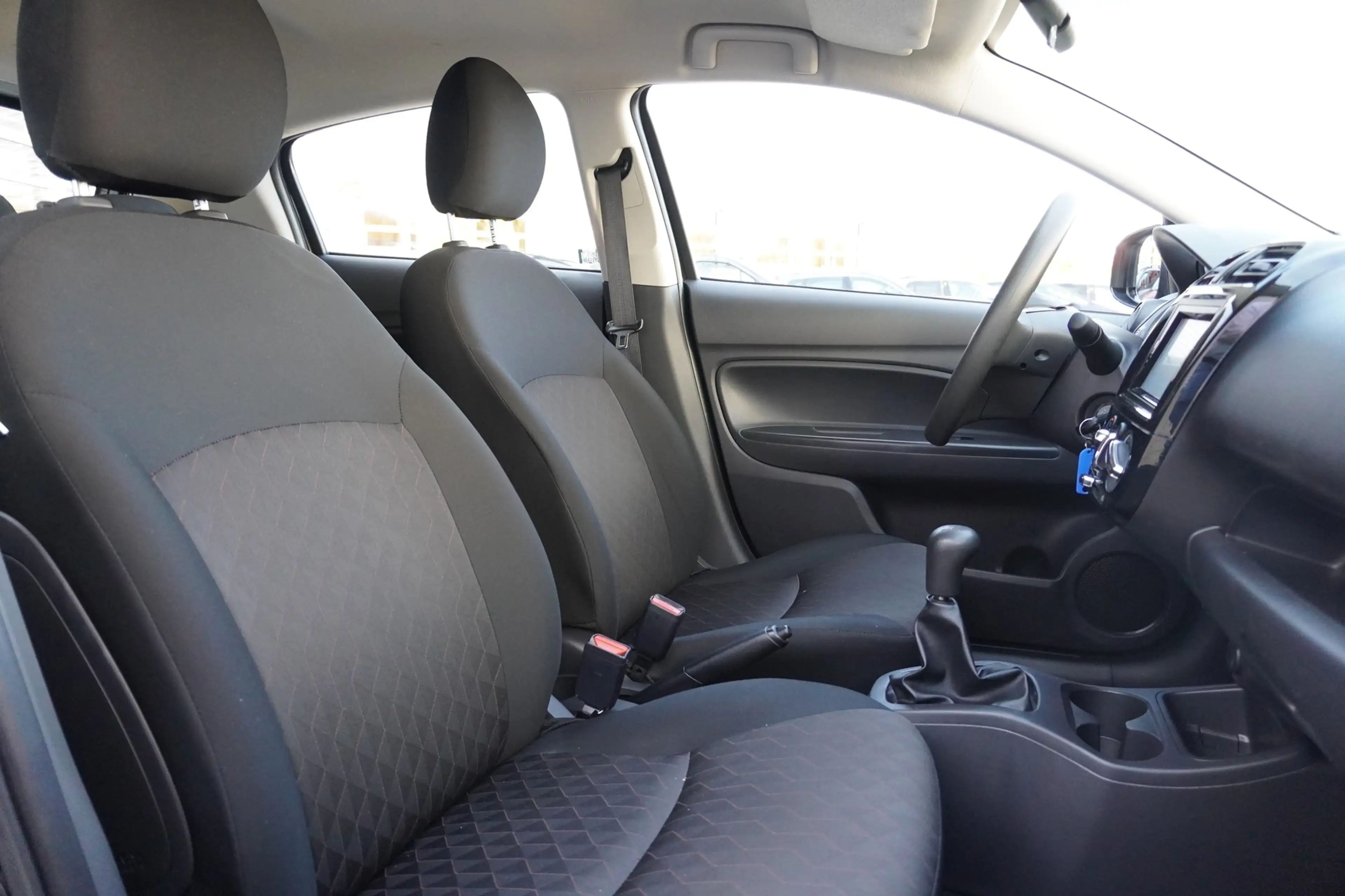 Mitsubishi Space Star 1.2 Select DAB Klima Freisprechanlage — photo 13