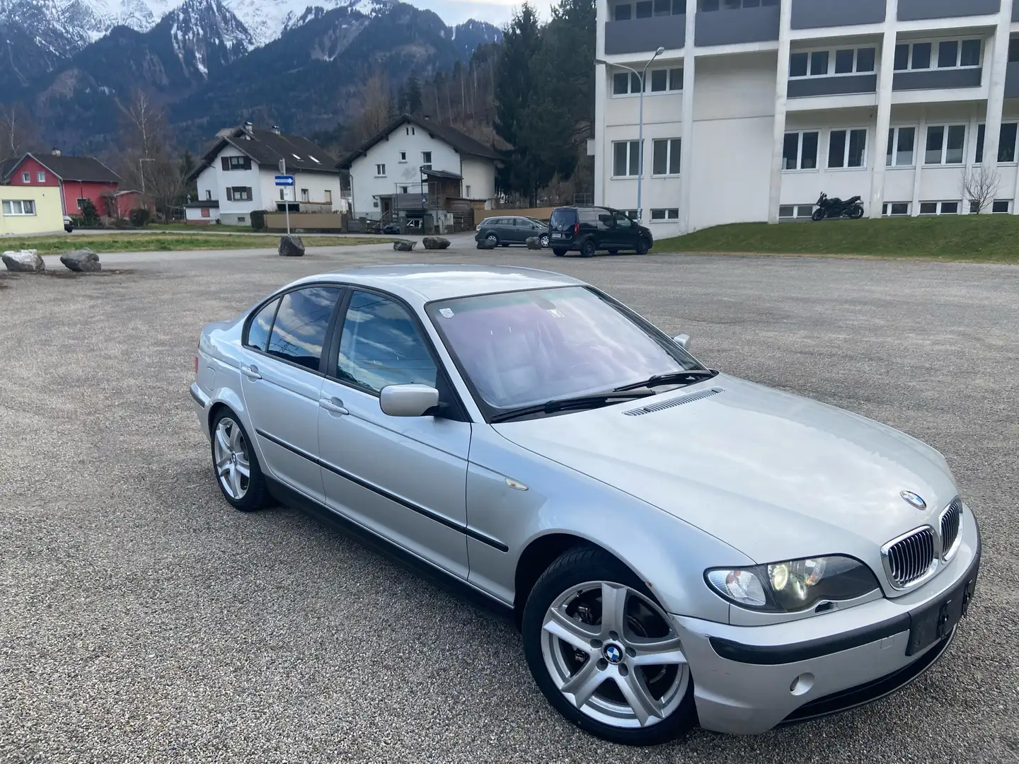BMW 320 320d Silber - 1