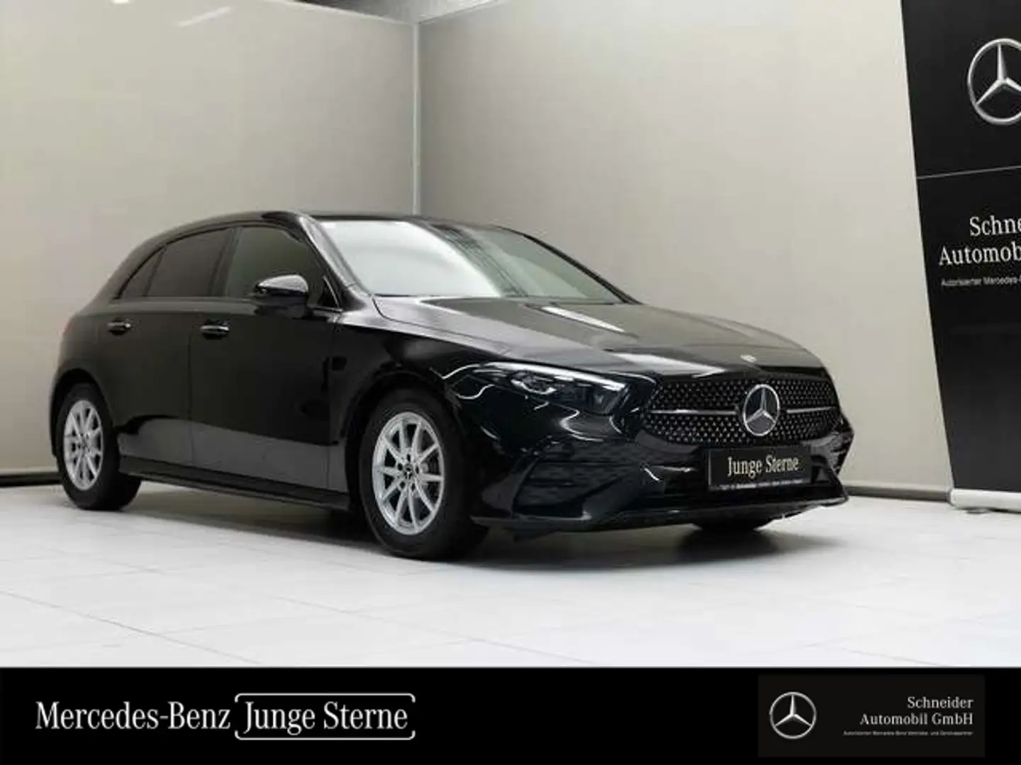 Mercedes-Benz A 180 d Kompaktlimousine AMG Line SpurW LM Negro - 1