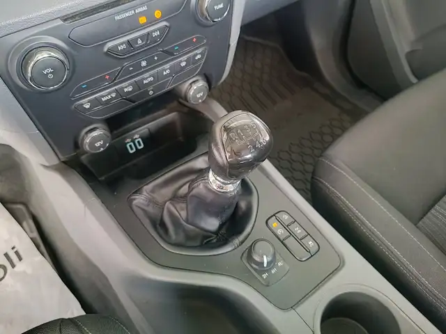Ford Ranger view 15