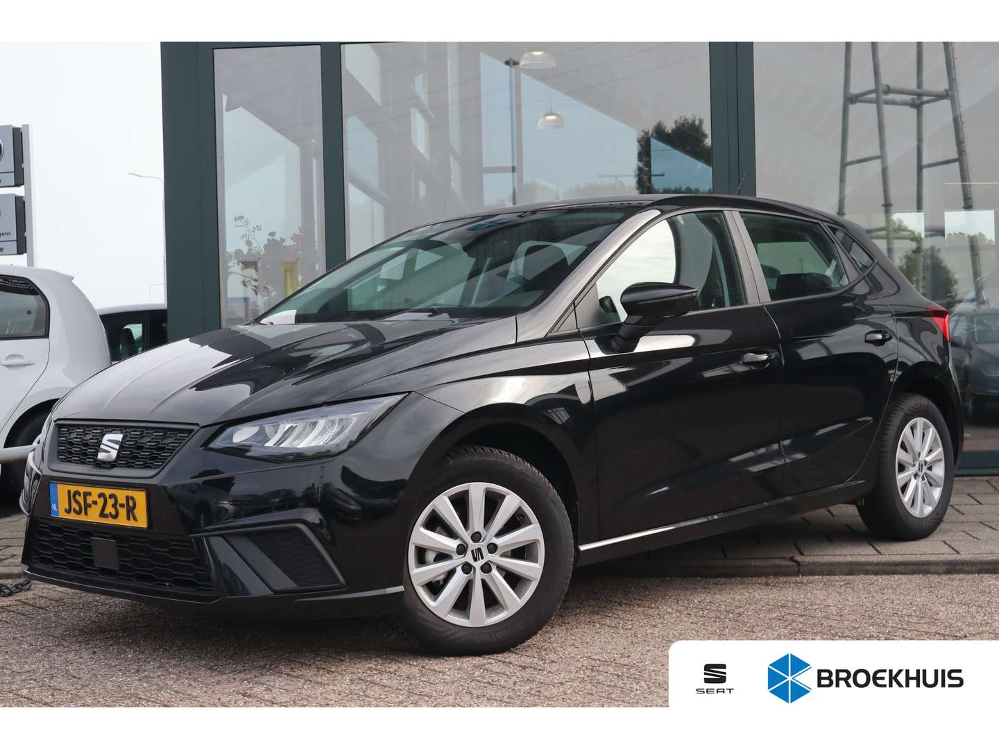 Seat Ibiza nuo 381 €/ mėn Benzinas 2026m. Hečbekas Mechaninė