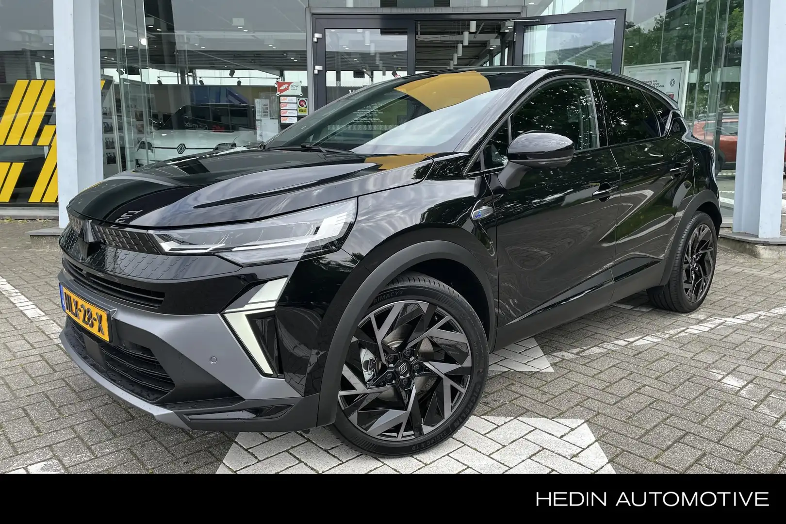 Renault Captur 1.6 E-Tech full hybrid 145 esprit Alpine Pack ligh Zwart - 1