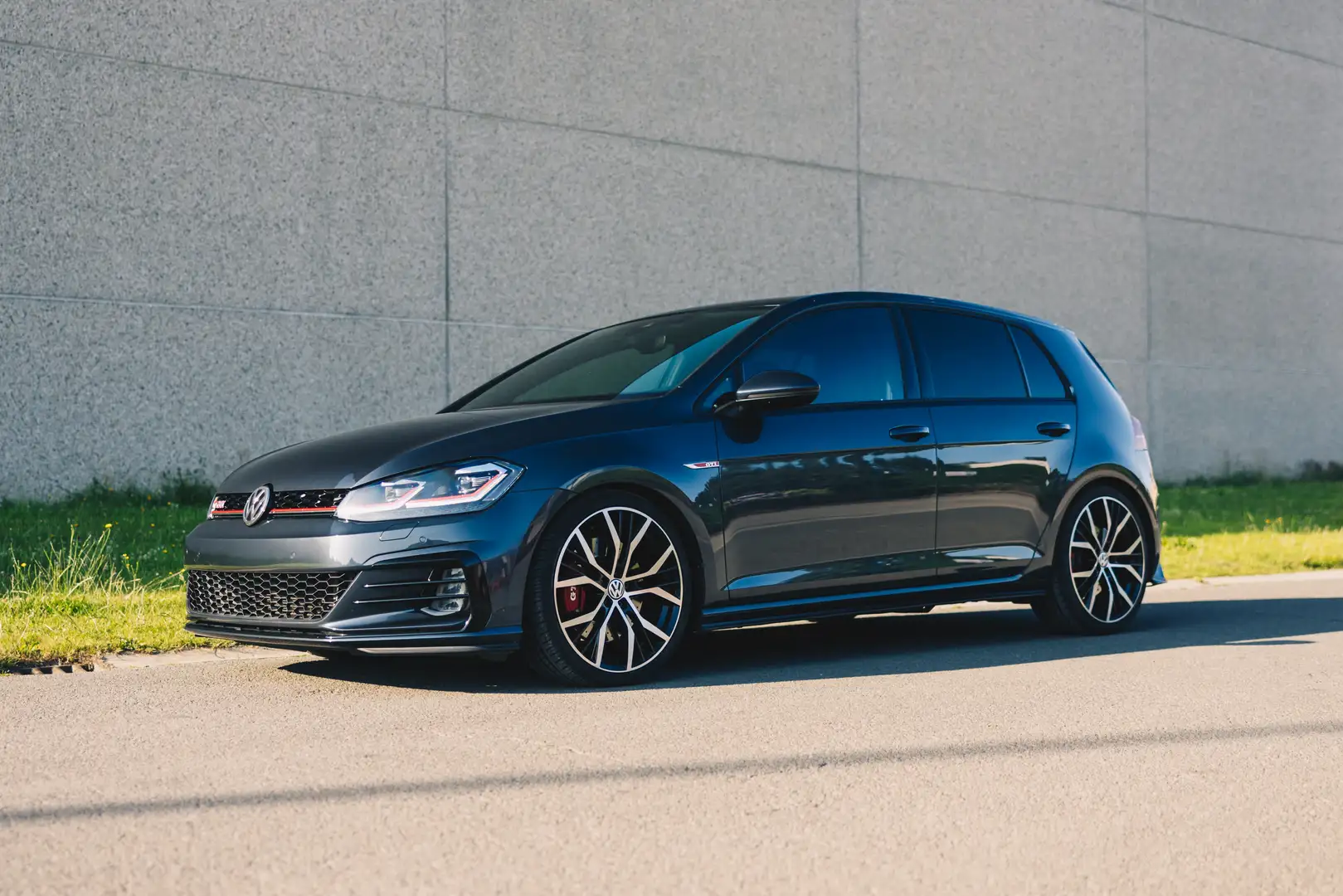 Volkswagen Golf GTI 2.0 TSI OPF DSG Dynaudio/Pano/Performance Gris - 1