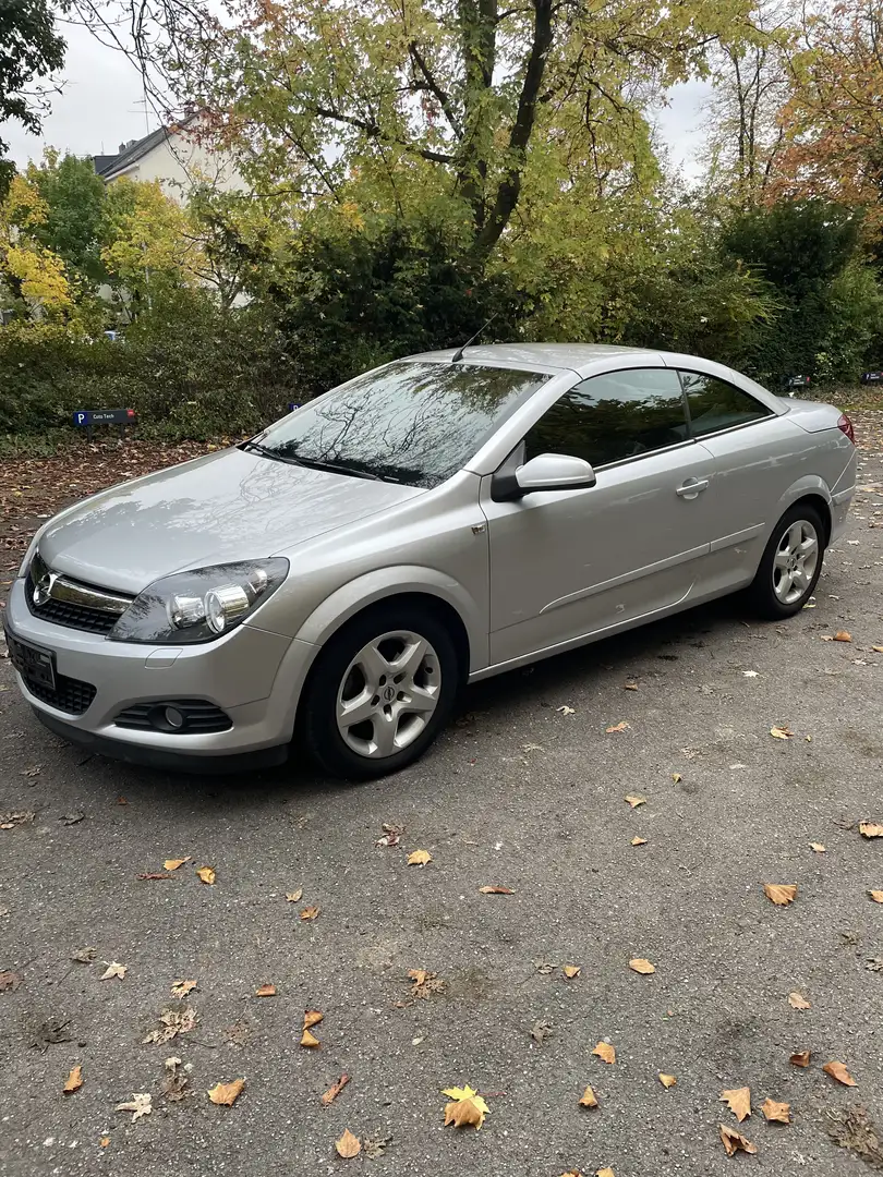 Opel Astra Cosmo Grau - 2