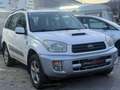 Toyota RAV4 2,0 D-4D Basis 4X4 Weiß - thumbnail 3