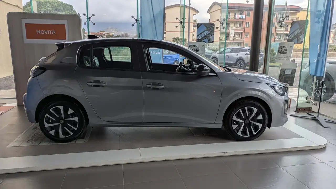 Peugeot 208 PEUGEOT 208 Turbo Benzina 100 EDITION 8
