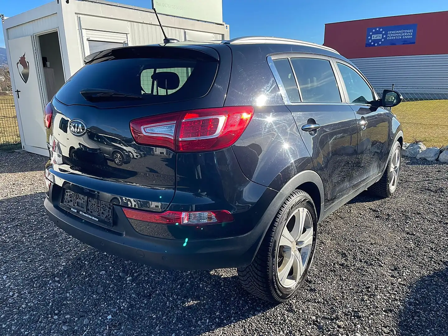 Kia Sportage Active Pro 1,7 CRDi DPF Schwarz - 2
