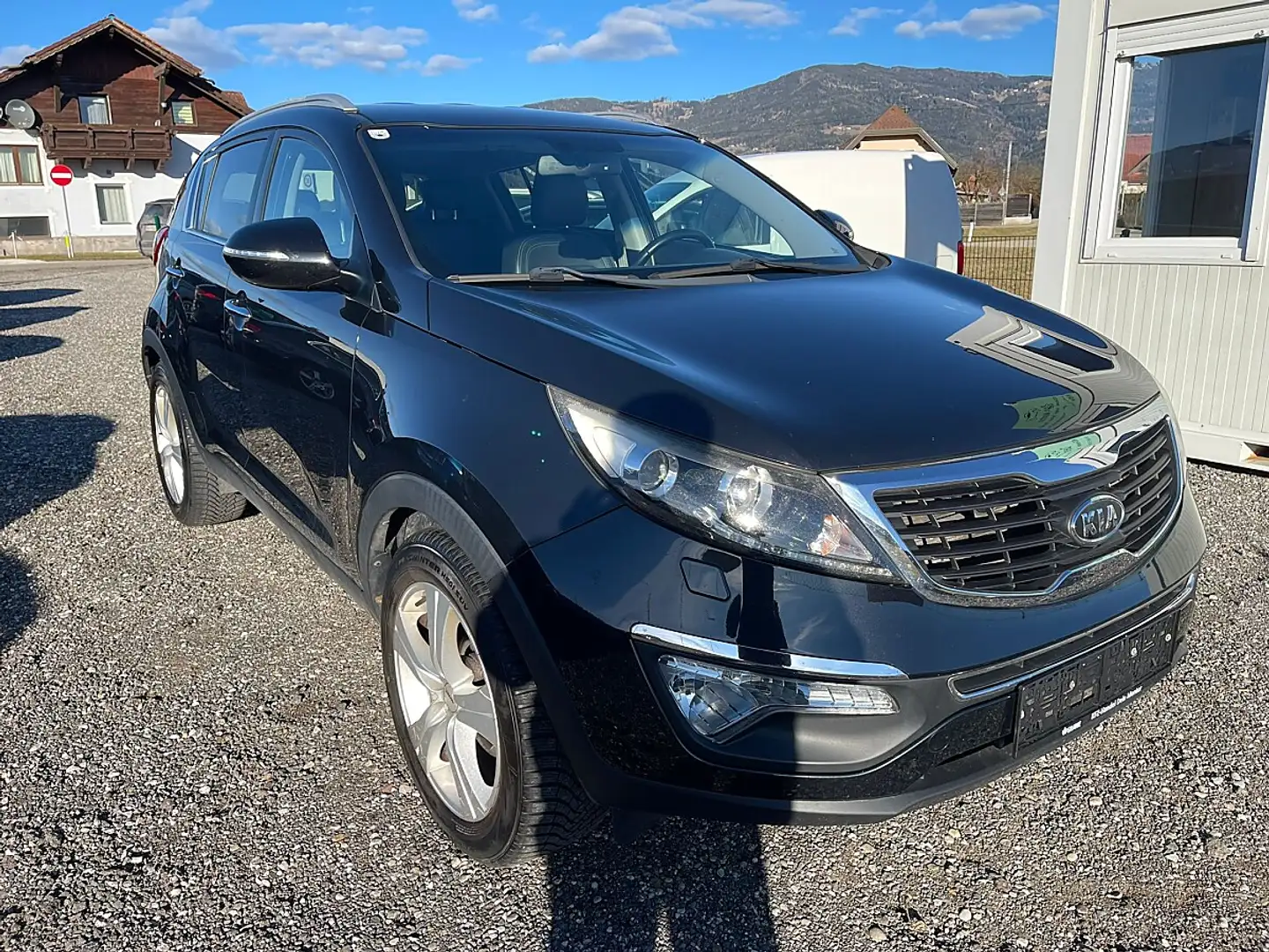 Kia Sportage Active Pro 1,7 CRDi DPF Schwarz - 1