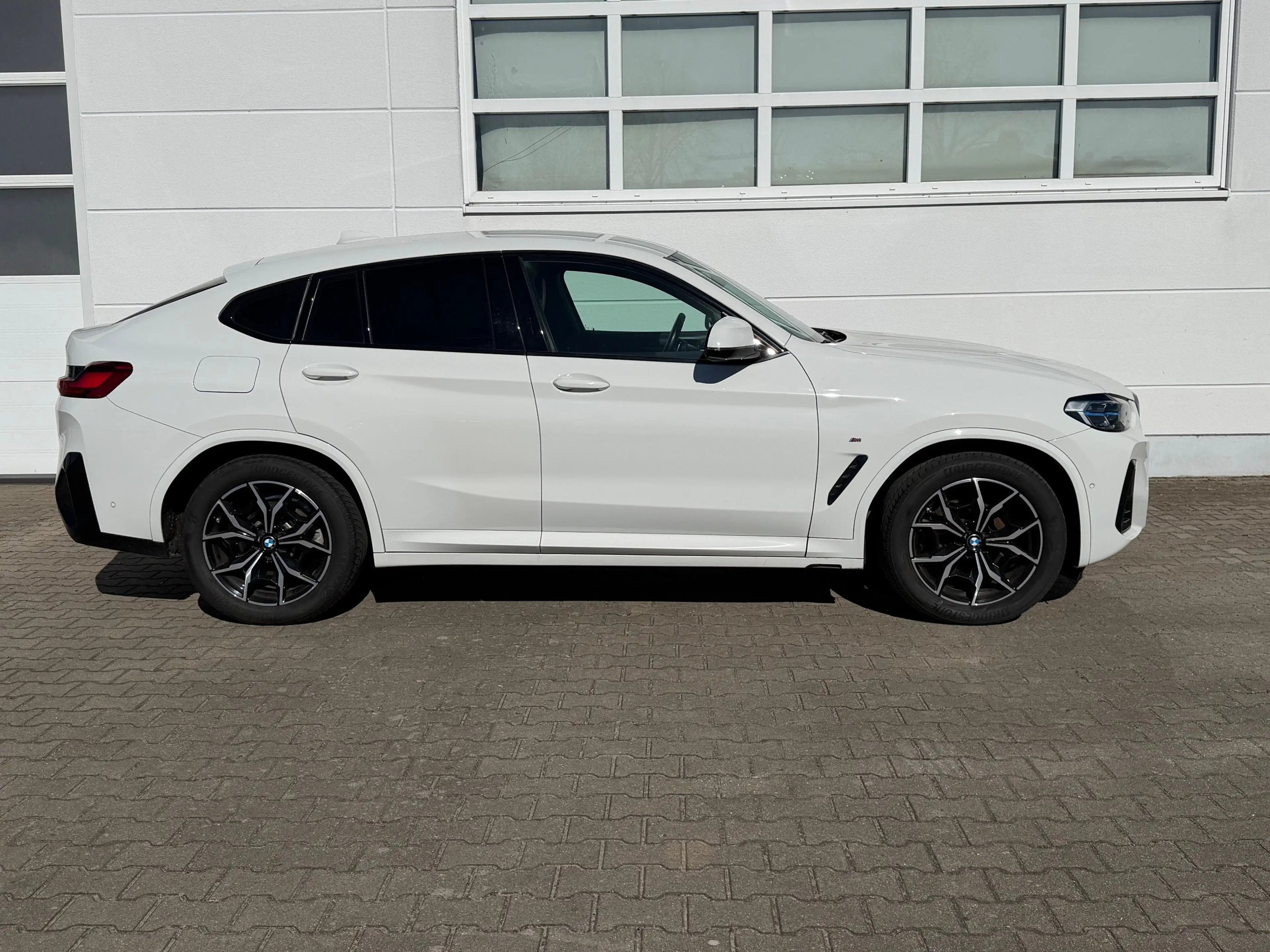 BMW X4 xDrive20d (ab 2021) M Sportpaket HiFi DAB — photo 4