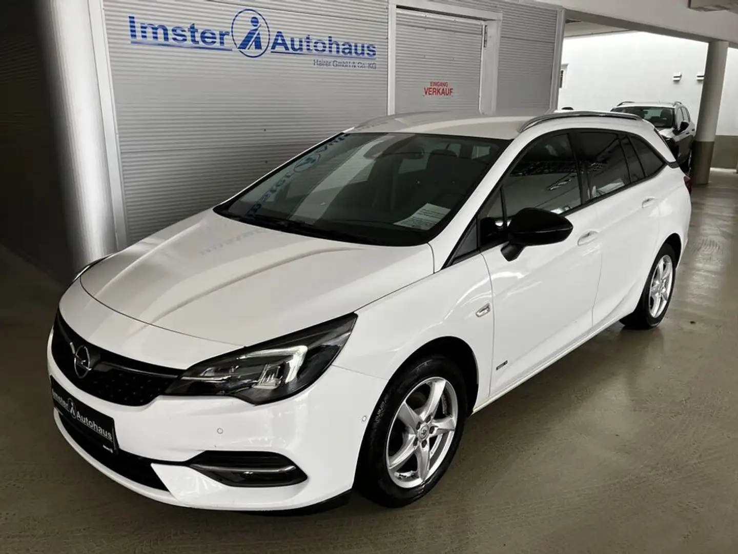 Opel Astra ST 1,2 Turbo Edition 6MT AHK, 8fach Weiß - 1