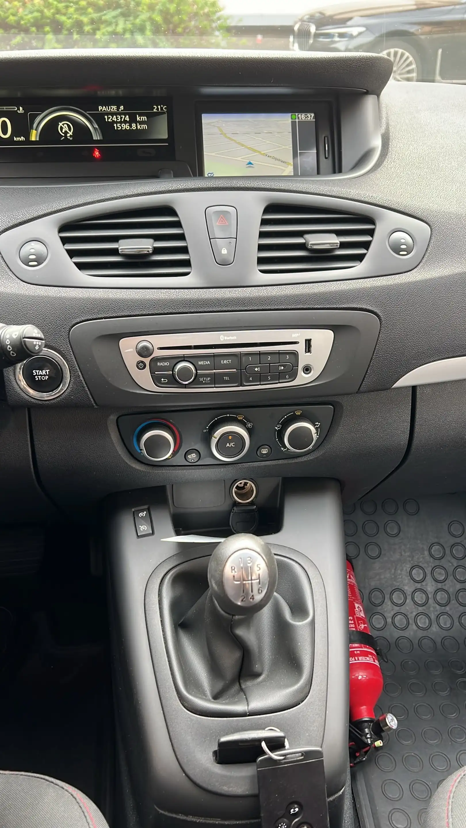 Renault Grand Scenic Grand Scénic 1.2 TCe Energy R-Movie 7 pl  12 mois de garantie — photo 9