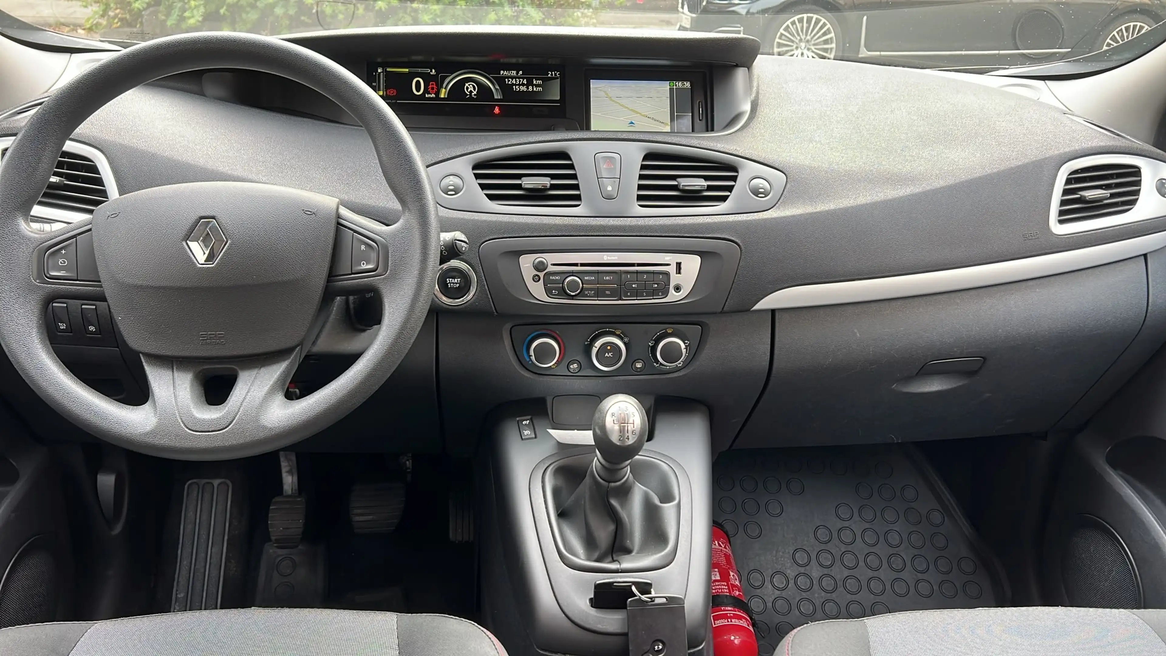 Renault Grand Scenic Grand Scénic 1.2 TCe Energy R-Movie 7 pl  12 mois de garantie — photo 13