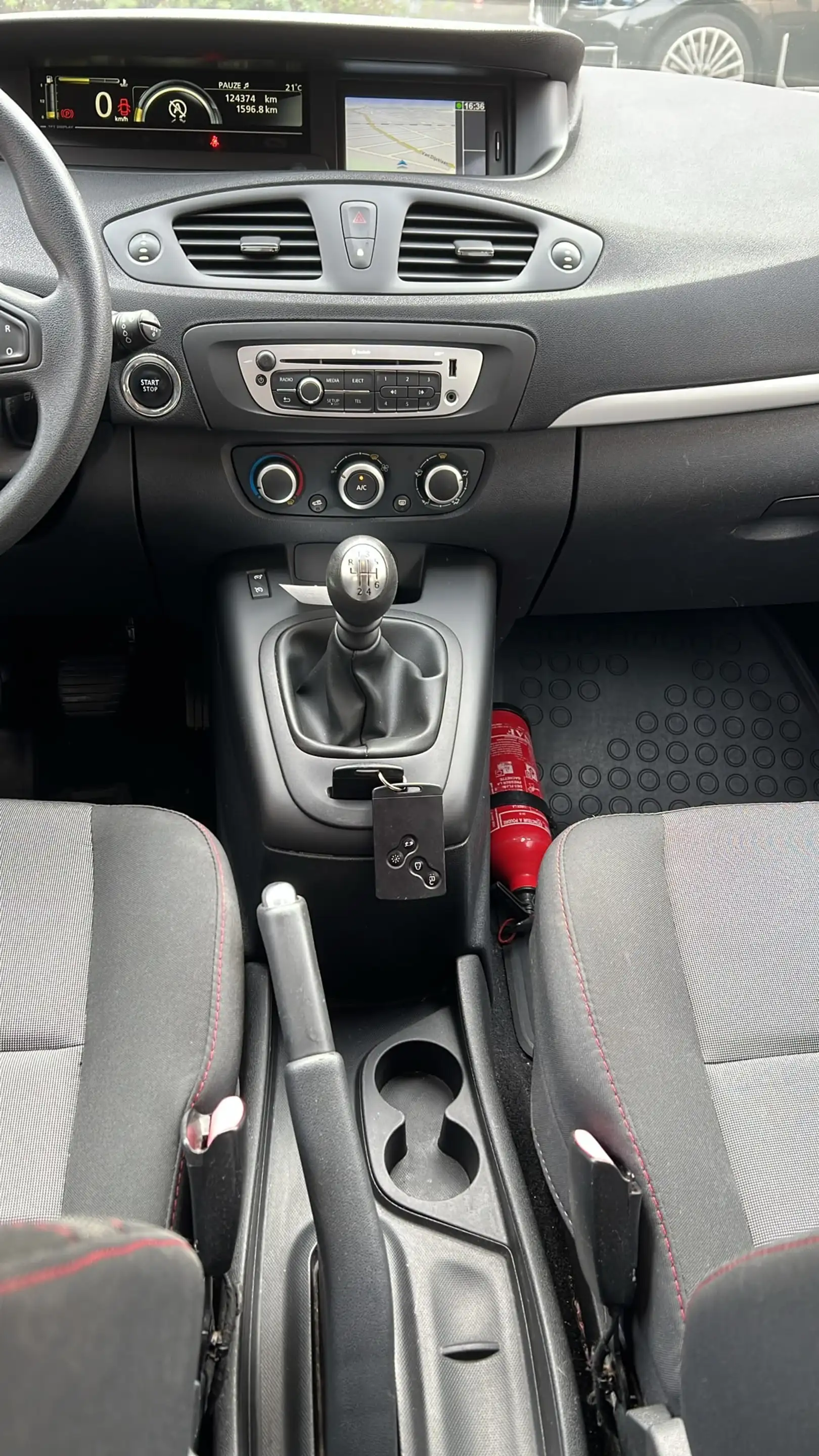Renault Grand Scenic Grand Scénic 1.2 TCe Energy R-Movie 7 pl  12 mois de garantie — photo 12