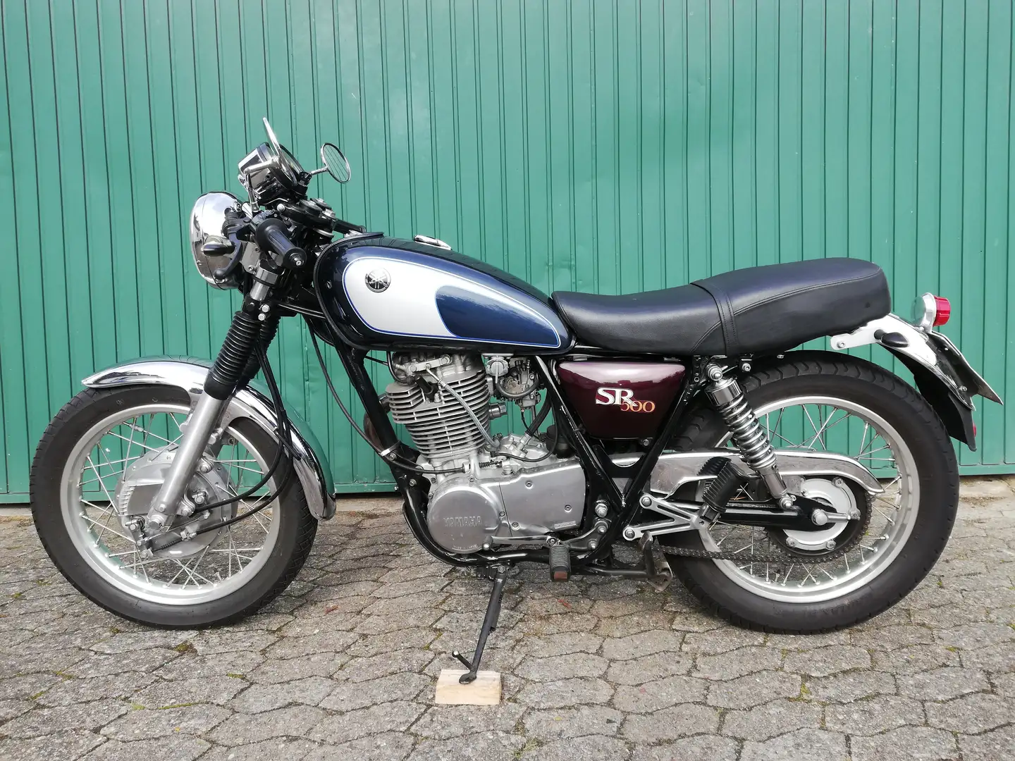 Yamaha SR 500 48T Blauw - 1
