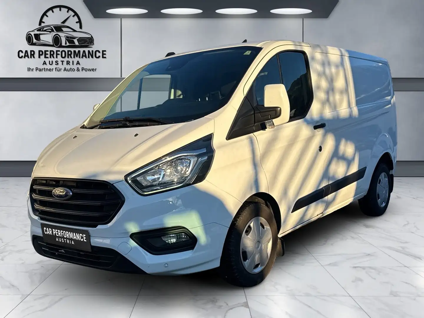 Ford Transit Custom 300 L1 Trend Weiß - 1
