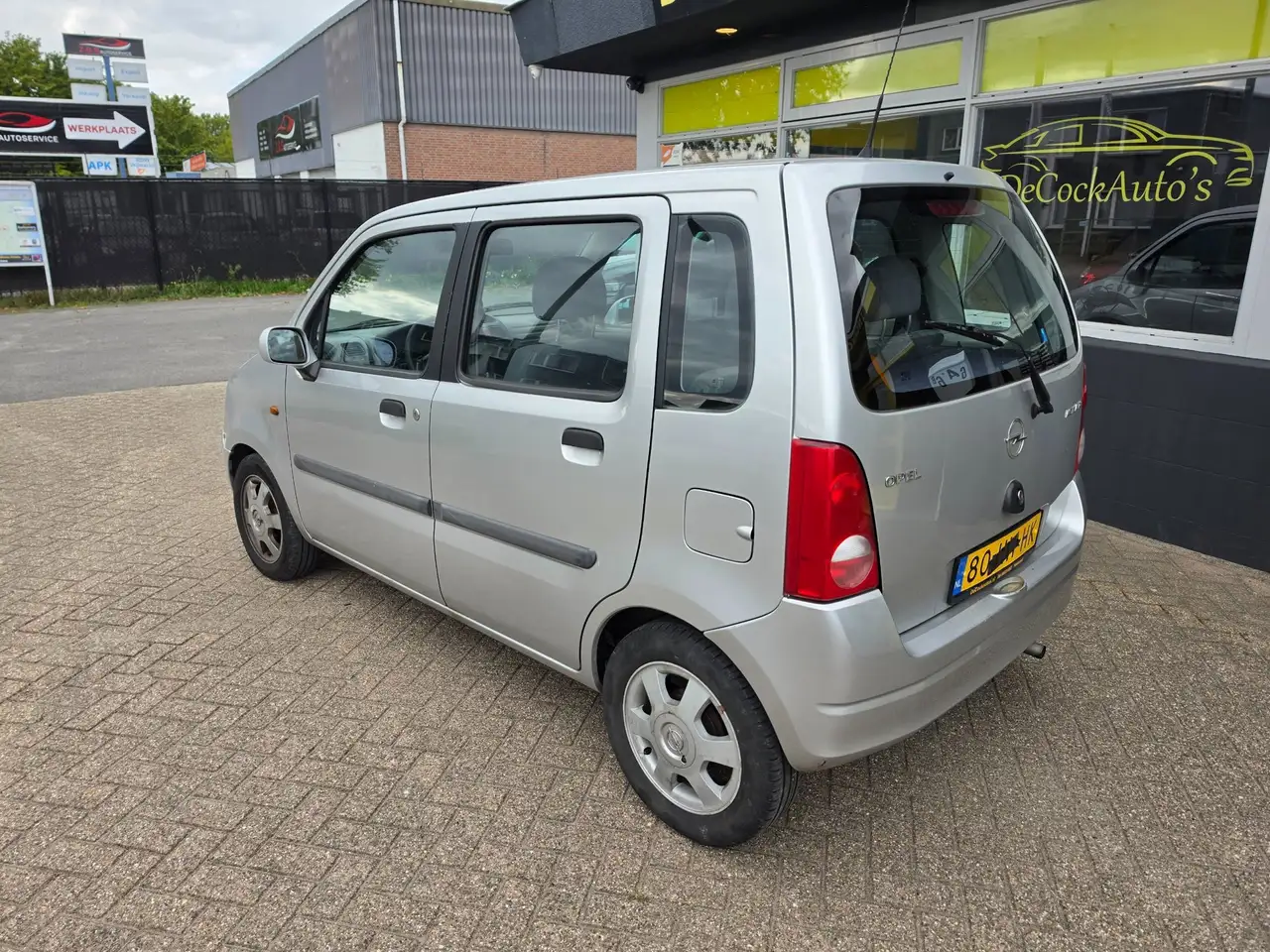Opel Agila 1.2-16V Elegance, foto 4