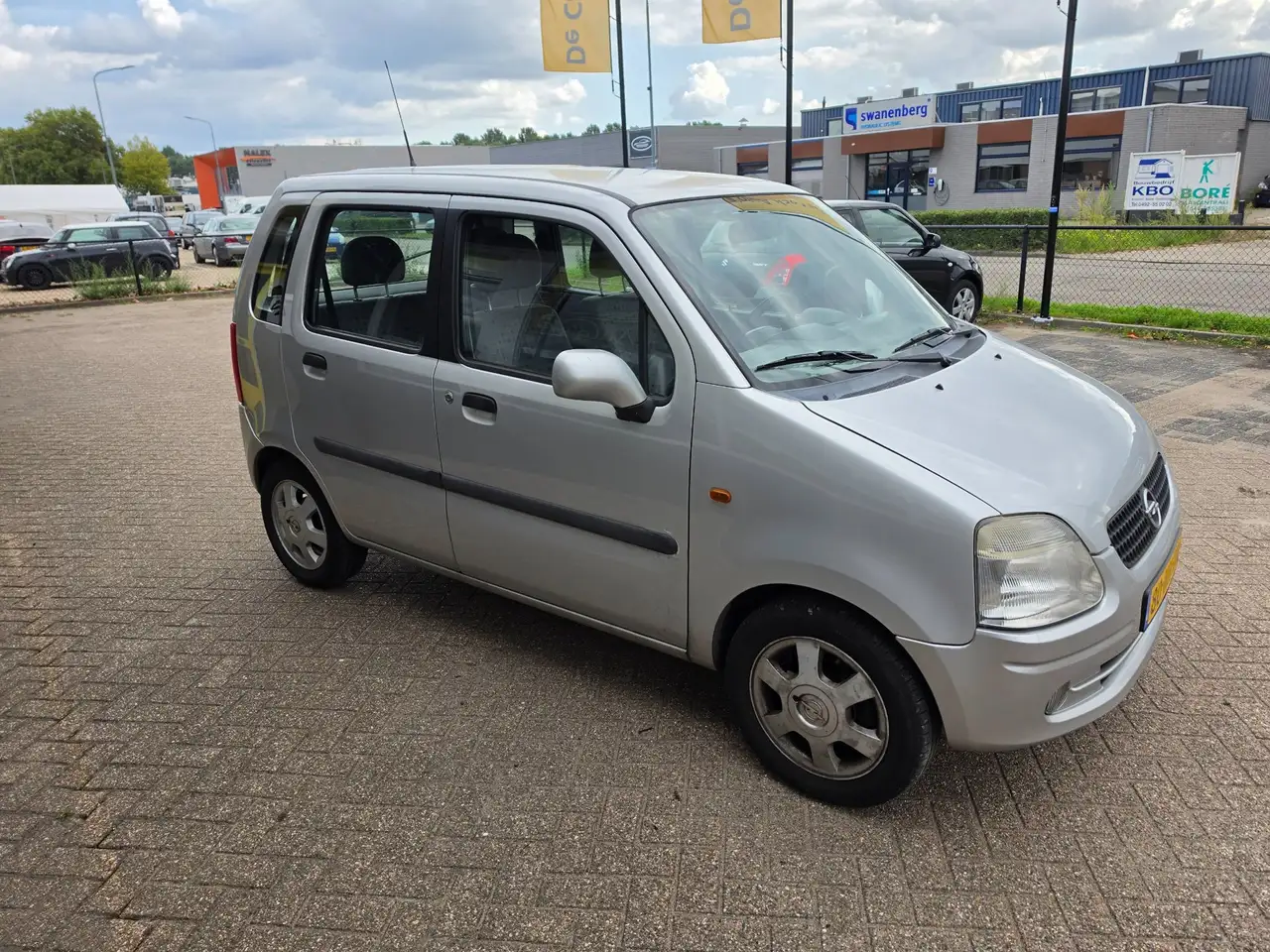Opel Agila 1.2-16V Elegance, foto 9