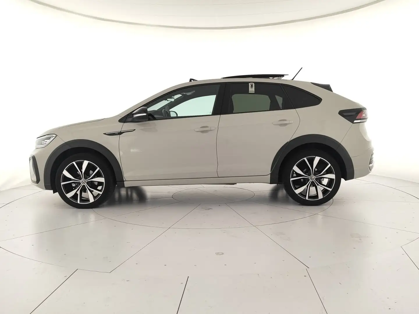 Volkswagen Taigo 1.0 tsi 110cv r-line - 2