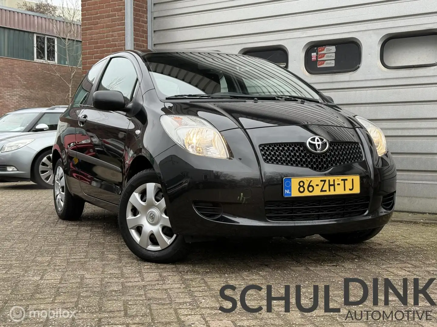 Toyota Yaris 1.0 VVTi Spirit AIRCO|ELEKTRISCHE RAMEN|NIEUWE APK Schwarz - 1