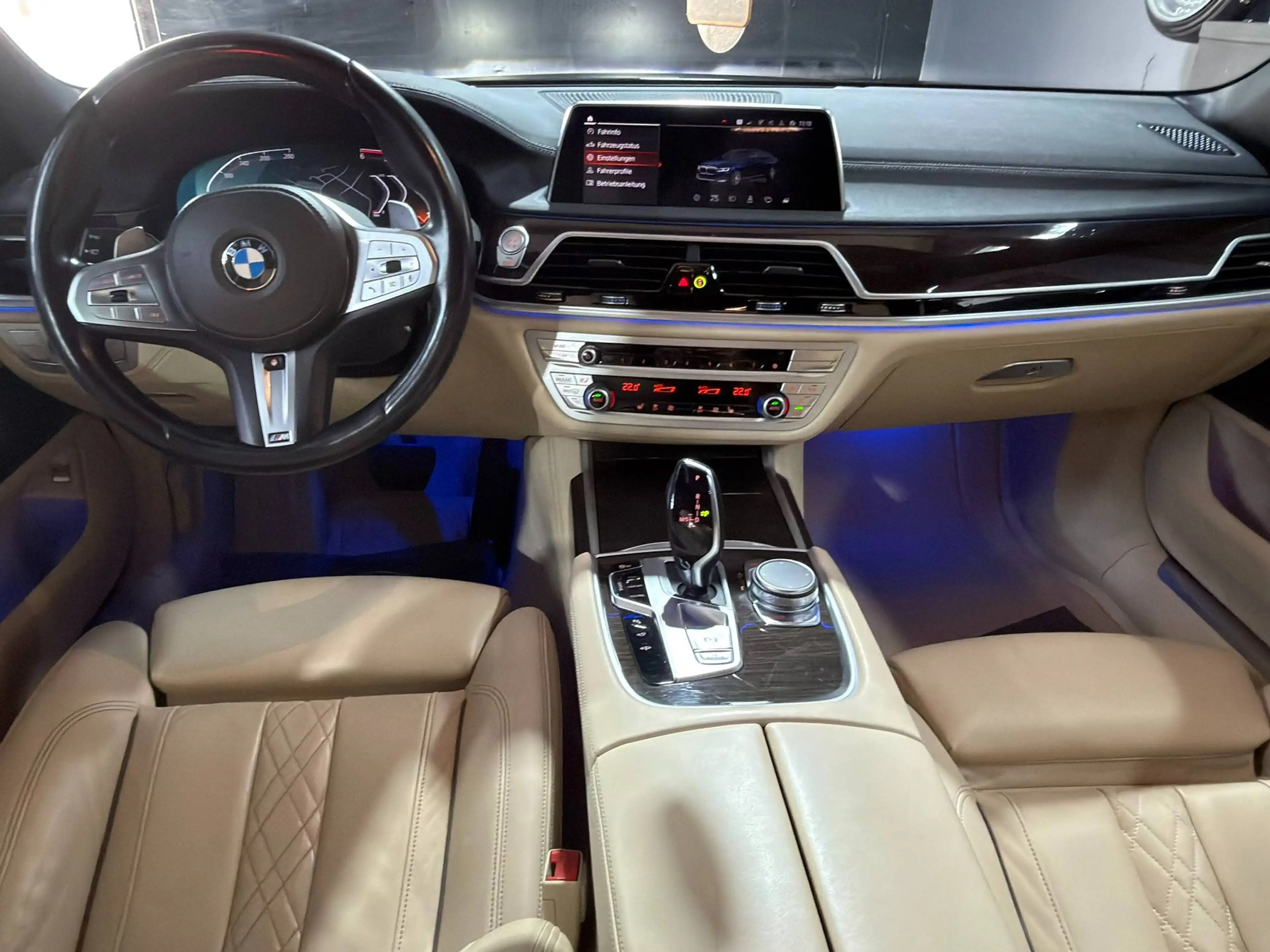 BMW 730 730 d xDrive — photo 11