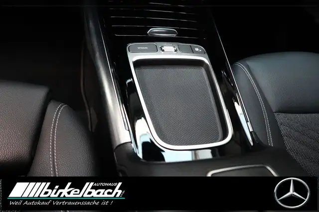 Mercedes-Benz B-Class view 8