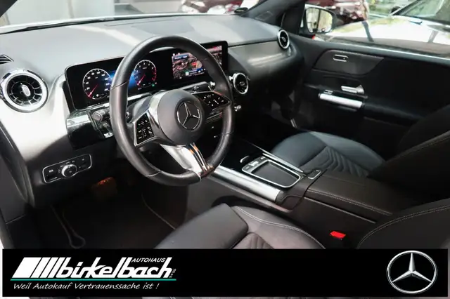 Mercedes-Benz B-Class view 5