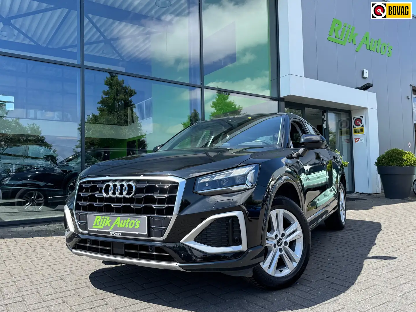 Audi Q2 35 TFSI Advanced * Led * Camera * Stoelverwarming Zwart - 1