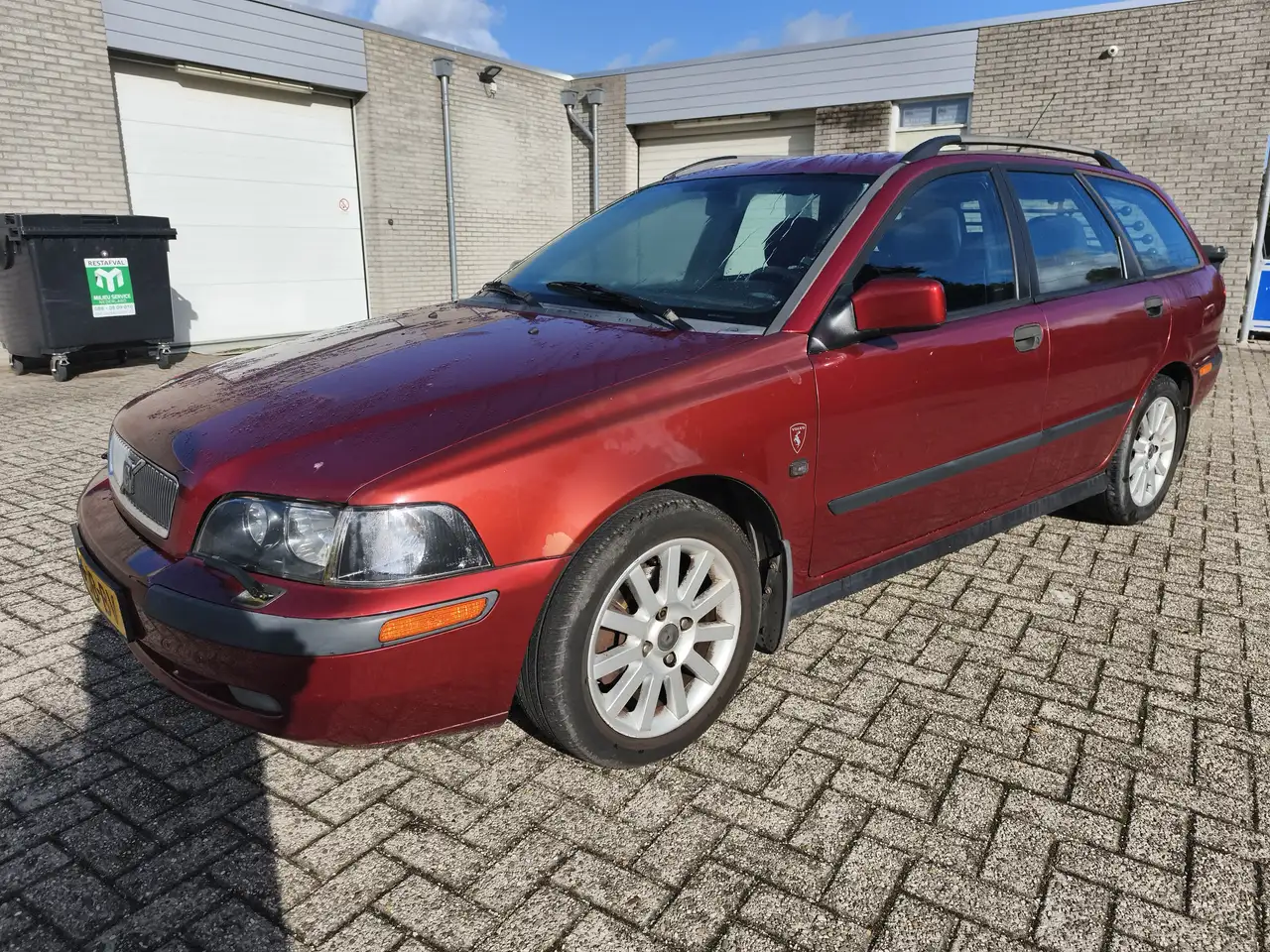 Volvo V40
