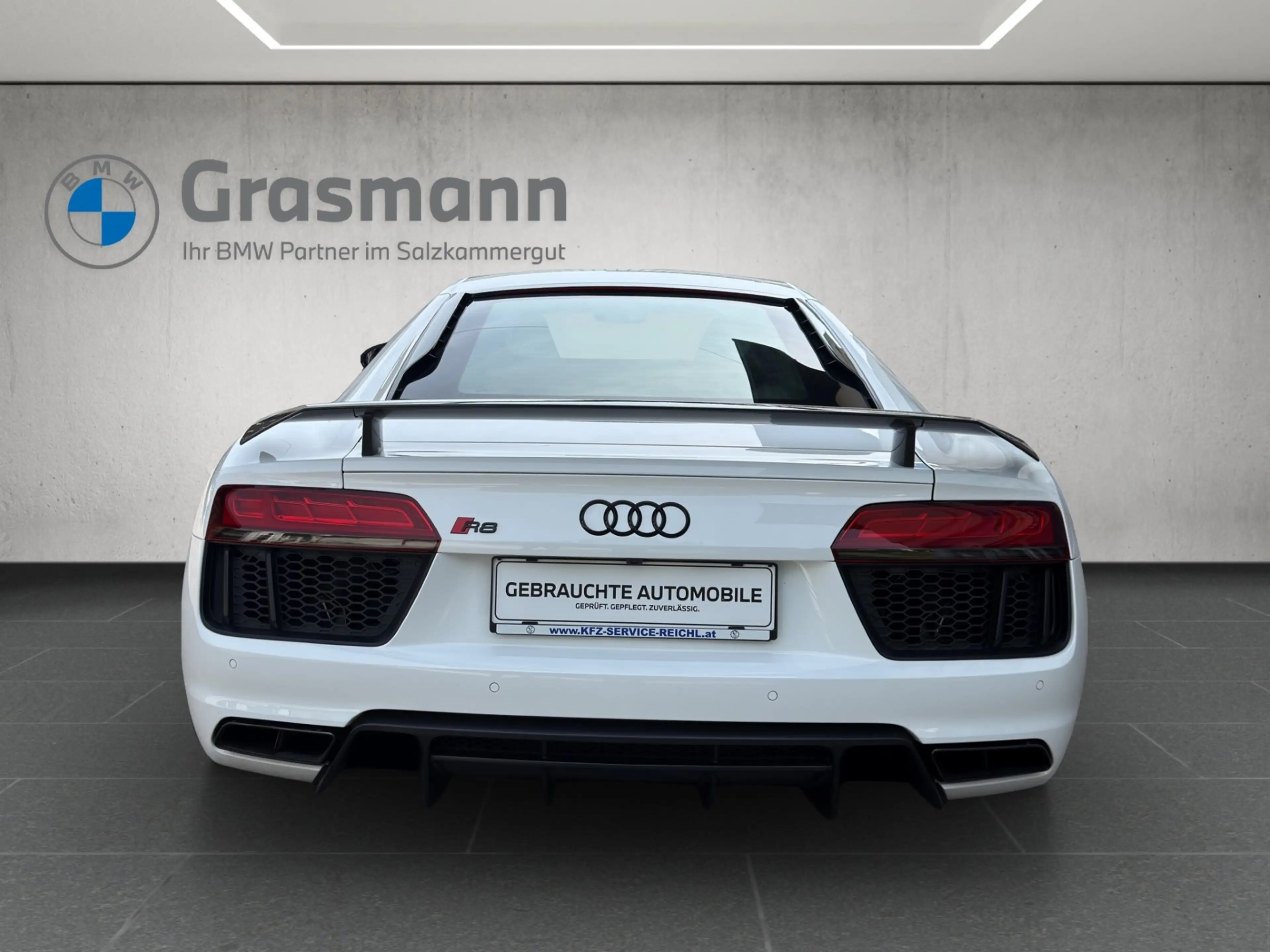 Audi R8 coupe RWS Limited Edition — photo 4