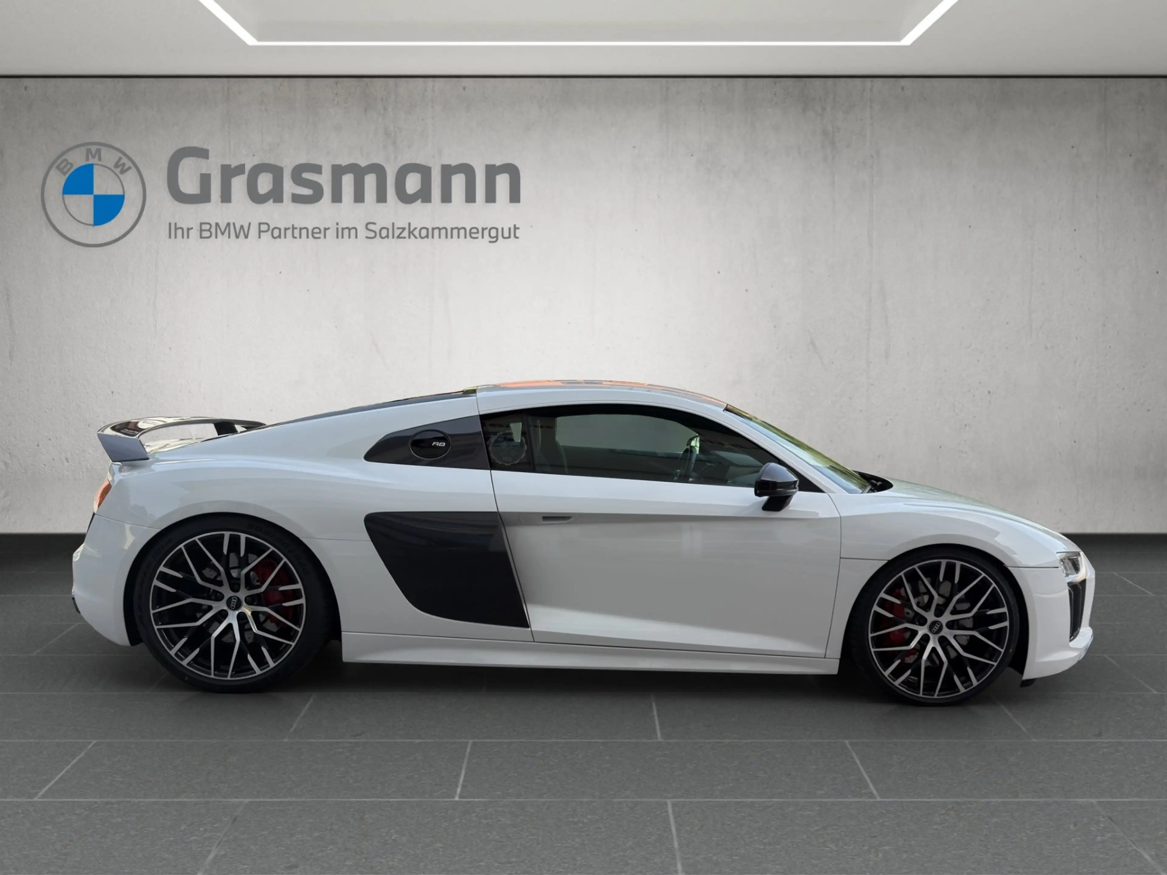 Audi R8 coupe RWS Limited Edition — photo 6