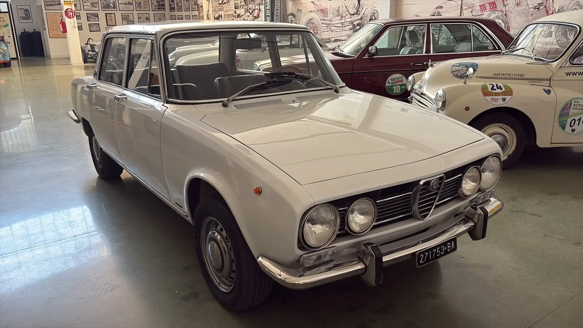 Alfa Romeo 1750 1750 Berlina - 1