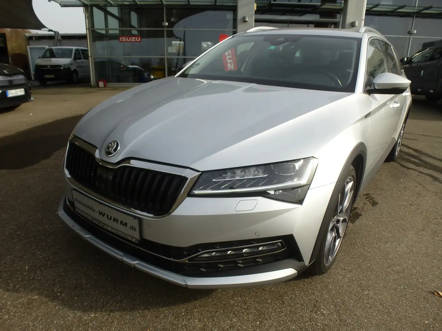Skoda Superb Scout 4x4*AHK*Navi/Tel*RfK*Full-LED*ACC*NSW*SHZ* Argent - 1