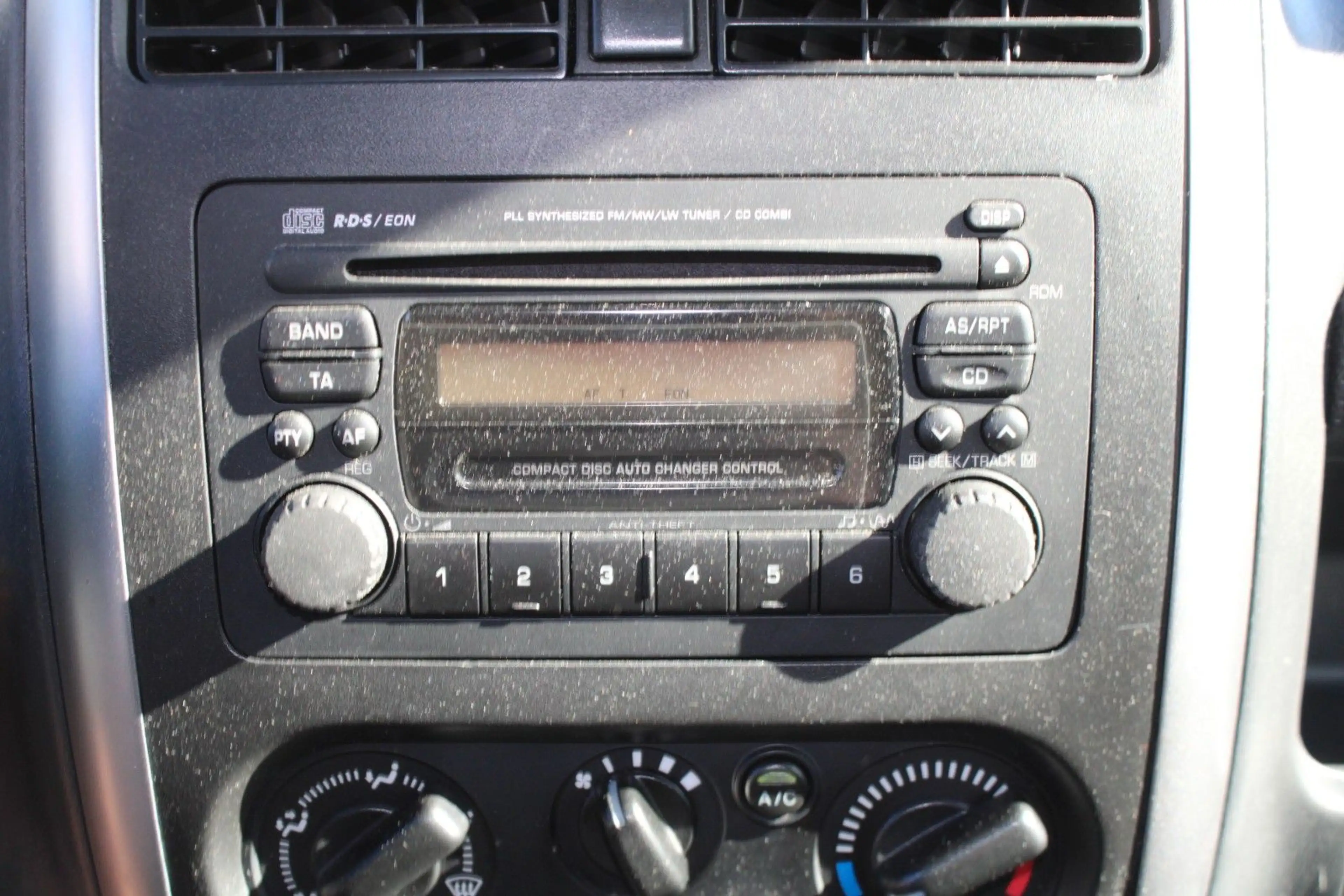Suzuki Jimny Style Leder Klima Alu Sitzheiz AHK — photo 14