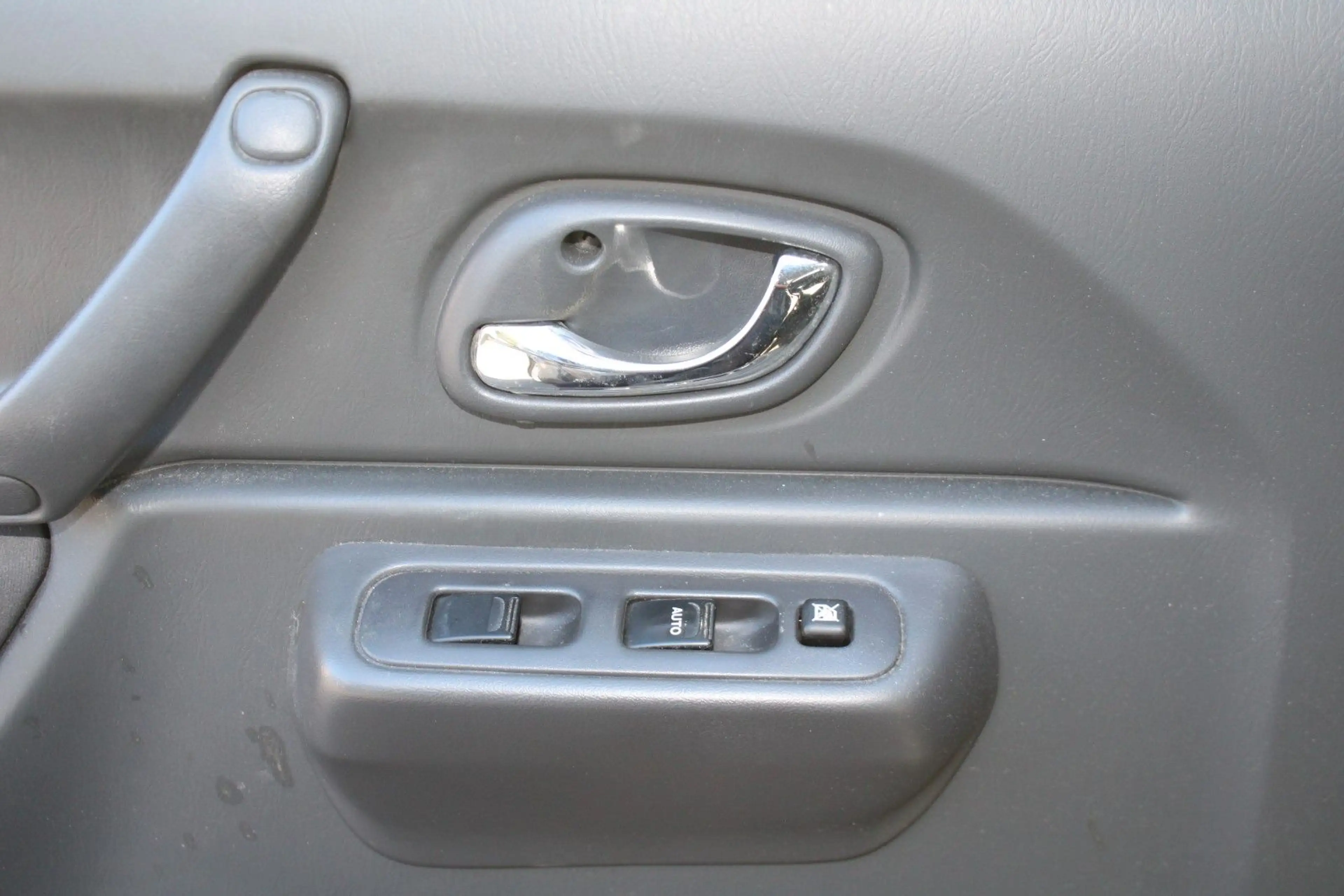 Suzuki Jimny Style Leder Klima Alu Sitzheiz AHK — photo 18
