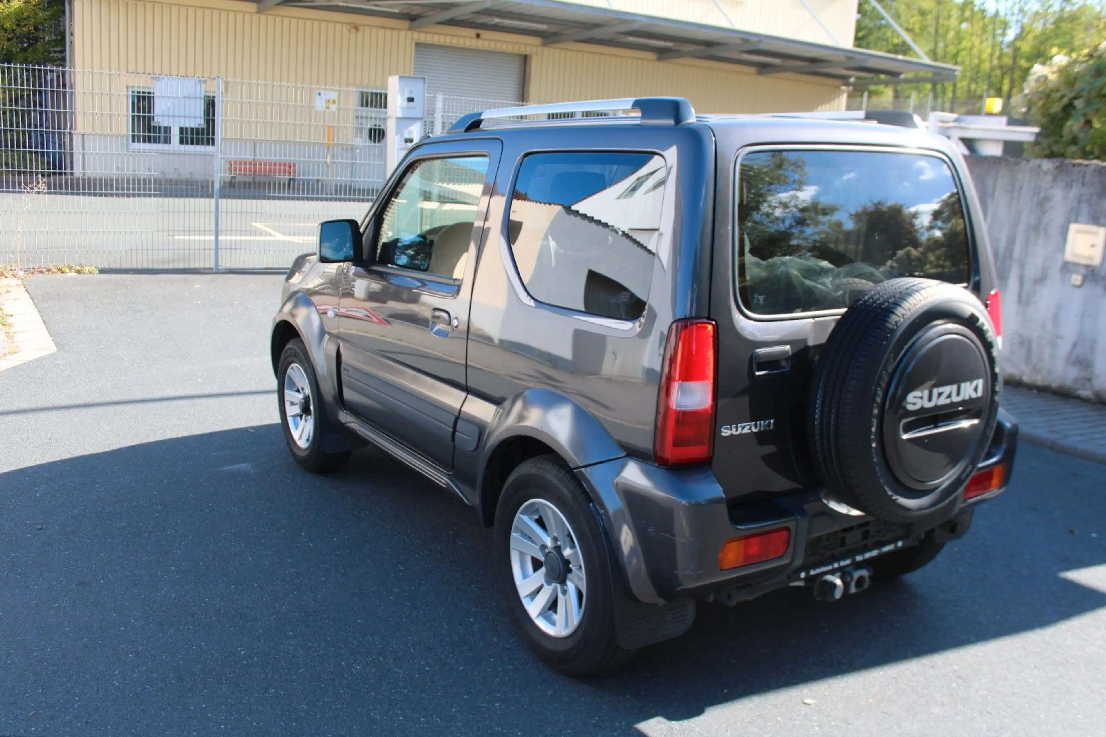 Suzuki Jimny Style Leder Klima Alu Sitzheiz AHK — photo 9