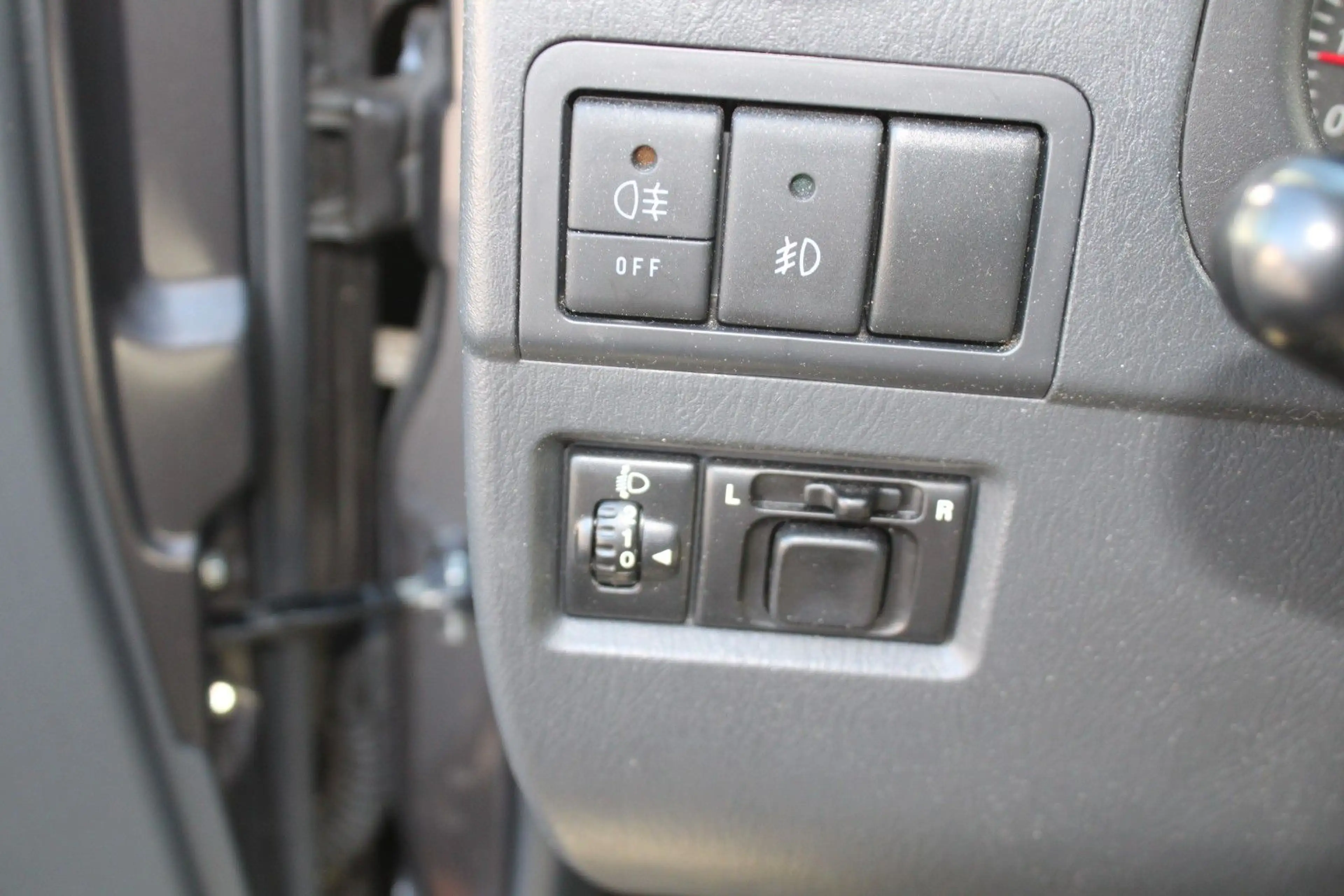 Suzuki Jimny Style Leder Klima Alu Sitzheiz AHK — photo 17
