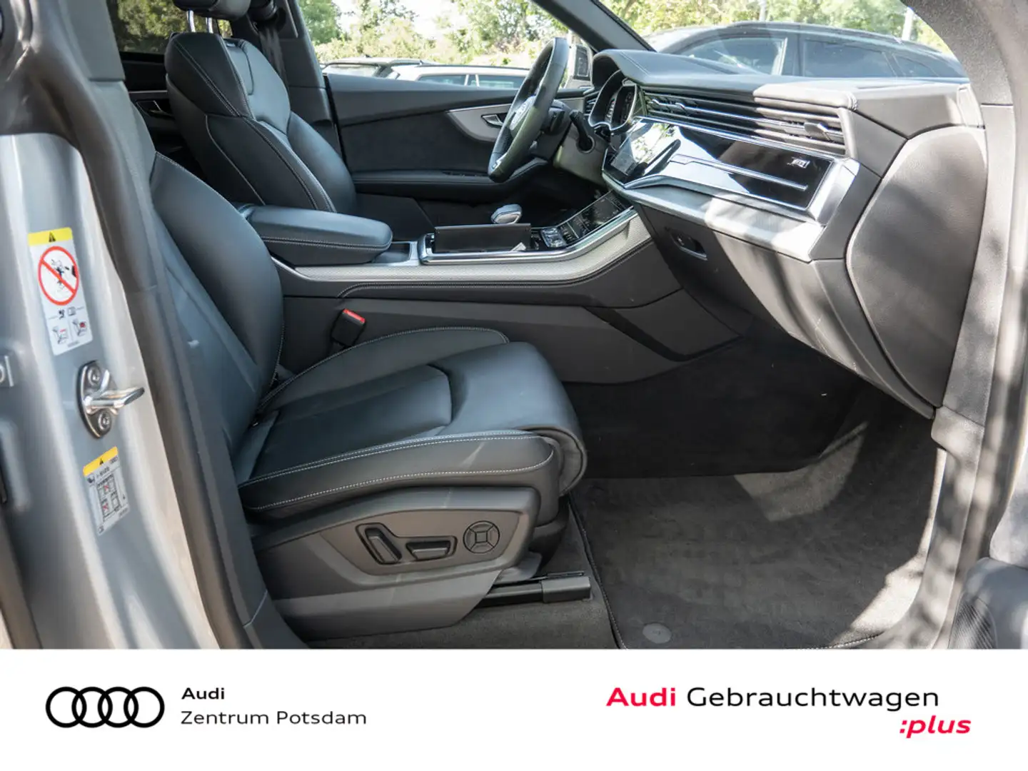 Audi Q8 50TDI quattro S line LASER NAVI AHK STANDH Zilver - 2