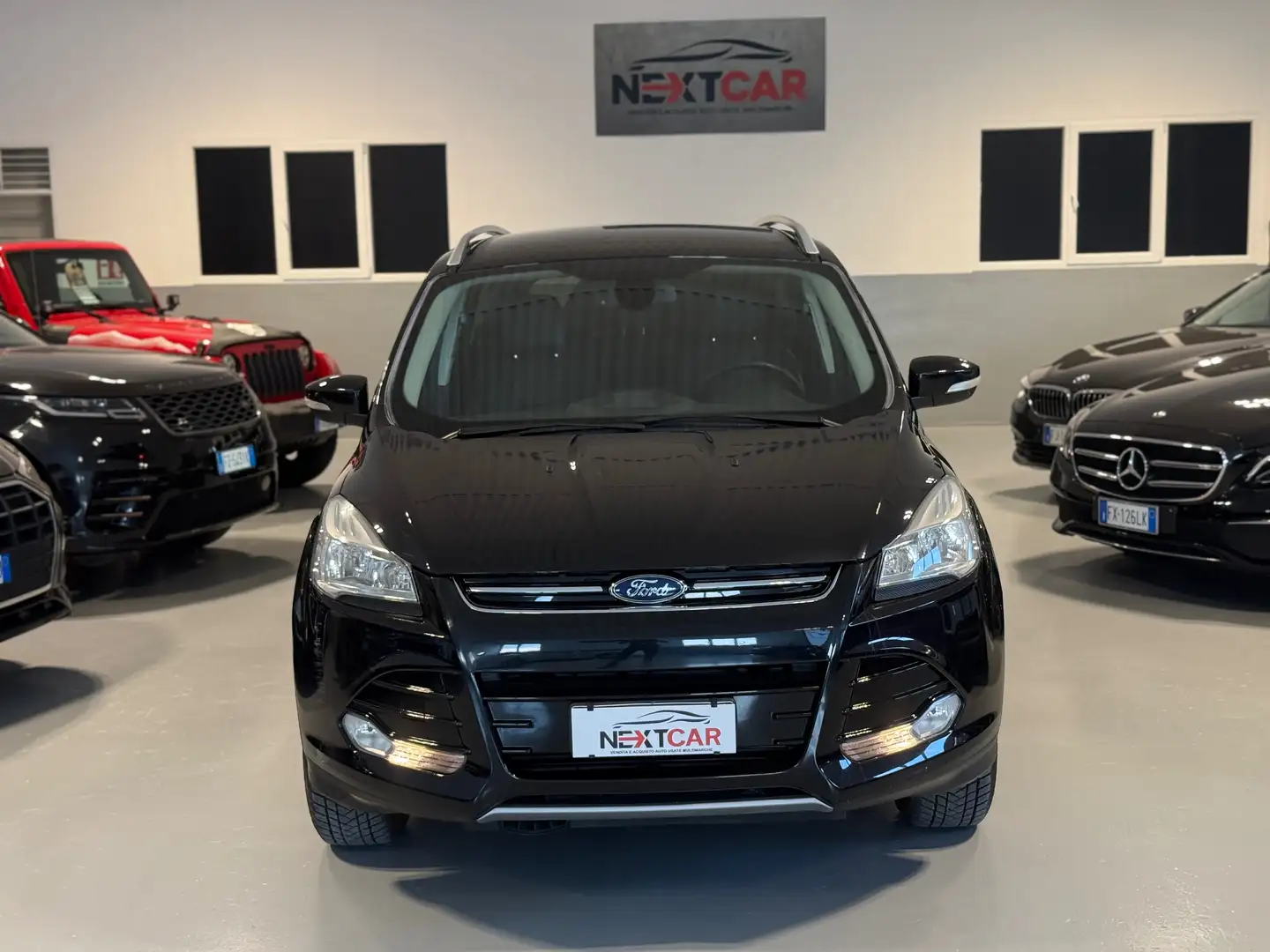 Ford Kuga 2.0 Titanium 4X4 GANCIO TRAINO! 163cv Nero - 2