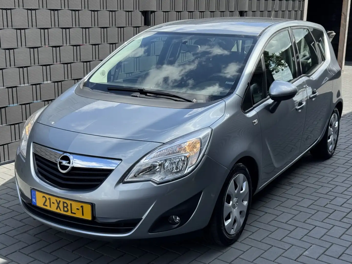 Opel Meriva 1.4 Turbo Color Editon| CLIMA| CRUISE| TREKHAAK| Grau - 1