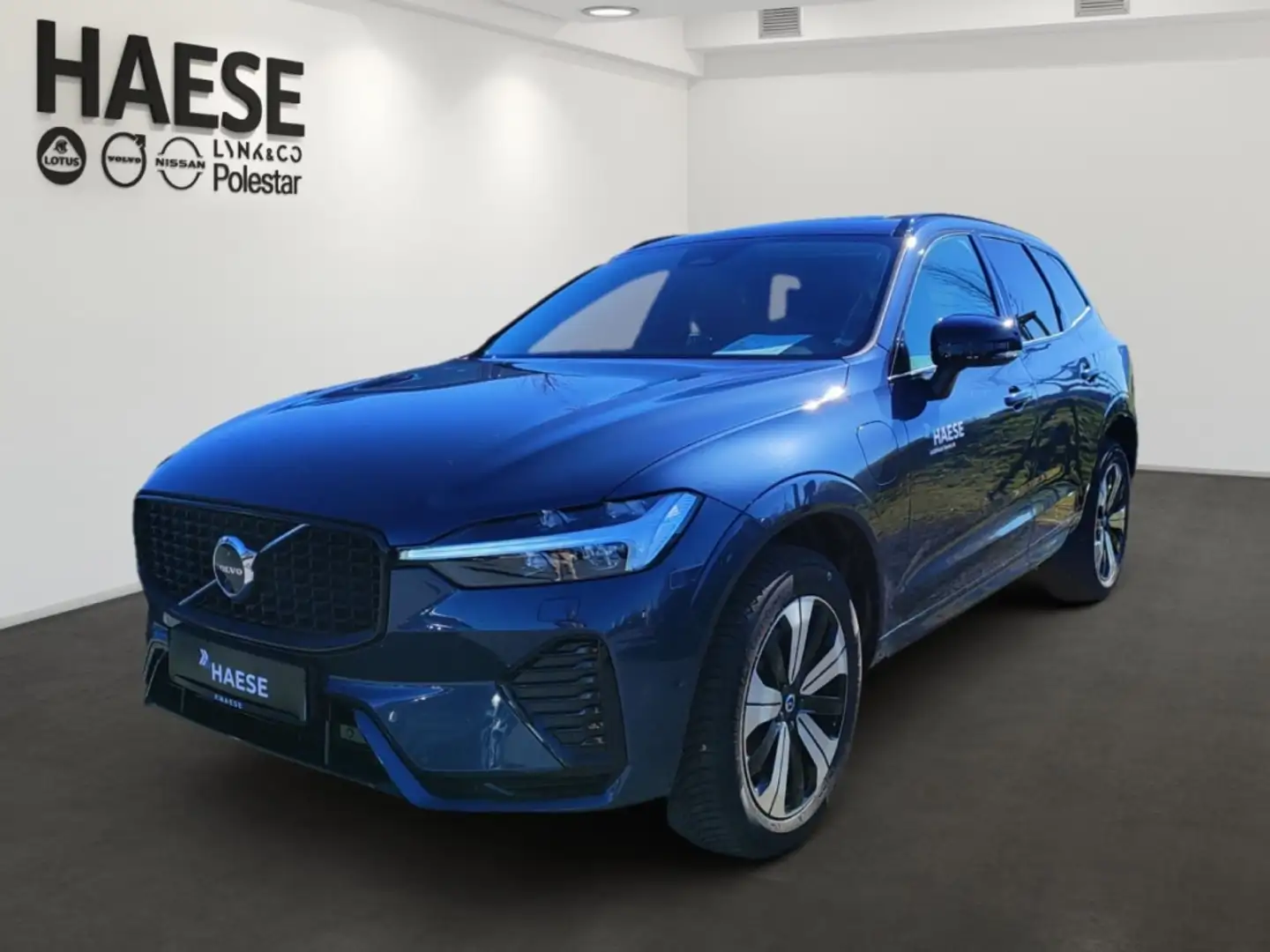 Volvo XC60 Plus Dark Recharge Plug-In Hybrid AWD T6 Twin Engi Blau - 1