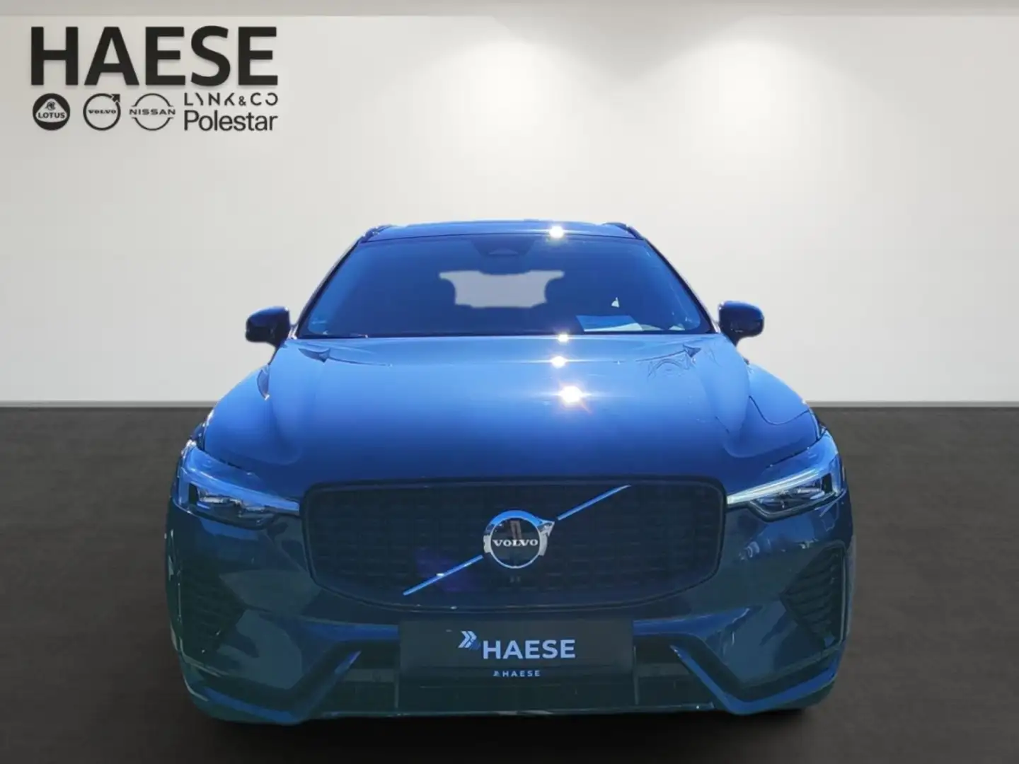 Volvo XC60 Plus Dark Recharge Plug-In Hybrid AWD T6 Twin Engi Blau - 2