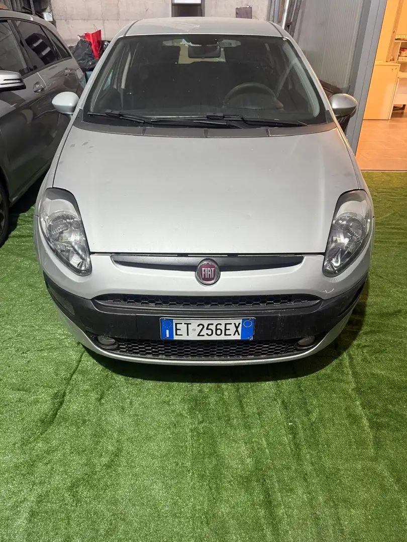 Fiat Punto Punto 5p 1.3 mjt II 16v Lounge 75cv my13 Gris - 1